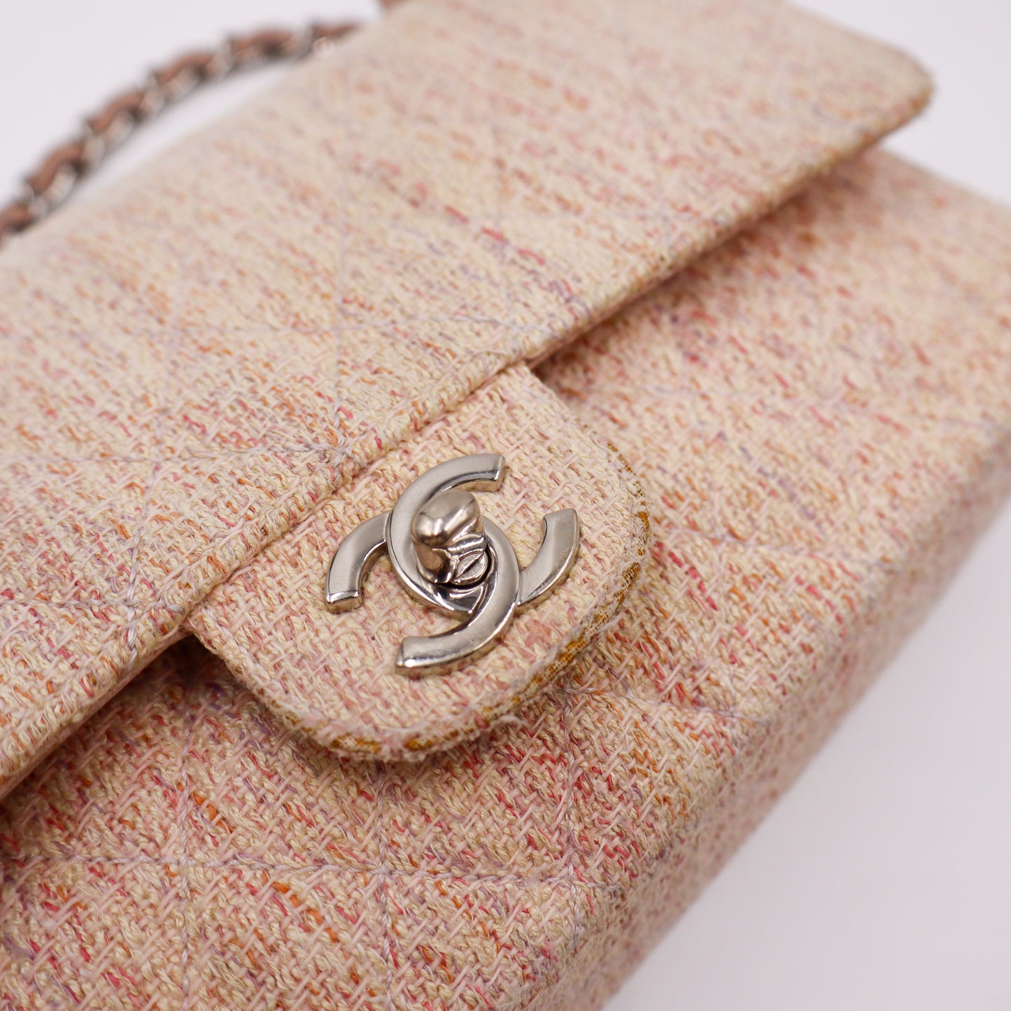 Chanel Classic Flap Medium Chain - 596