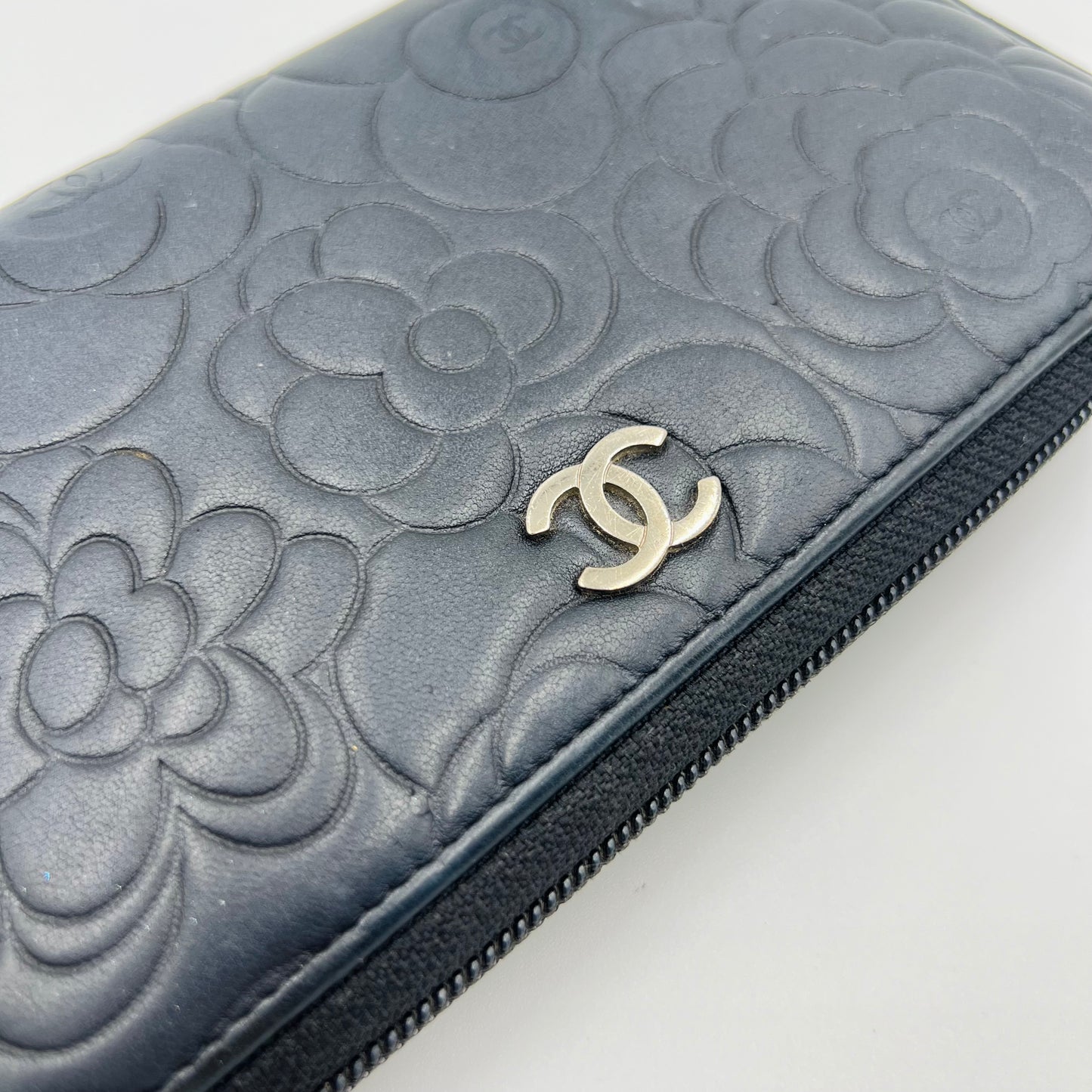 Chanel Timeless Kamelienprägung - 255