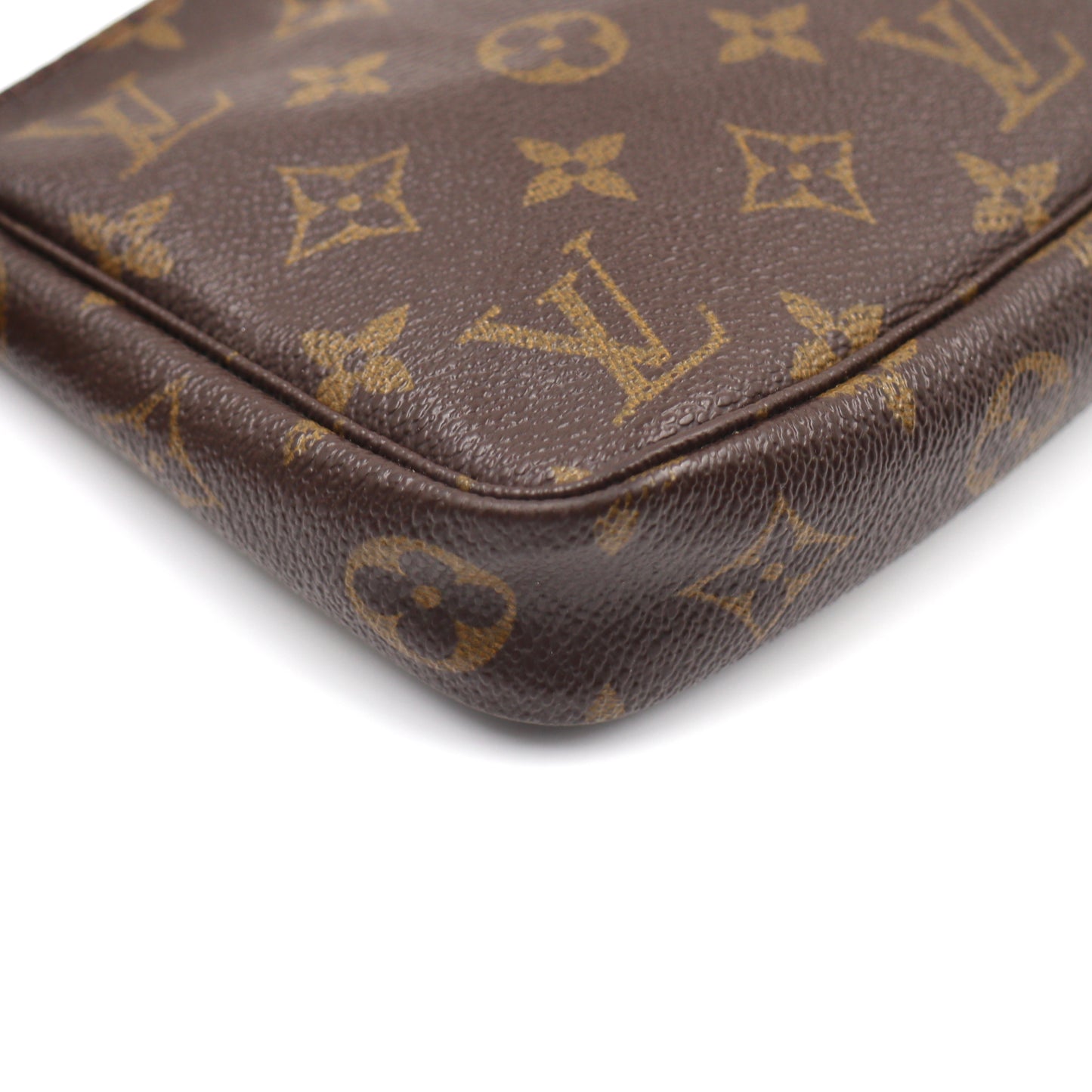 Louis Vuitton Pochette Monogram - 370