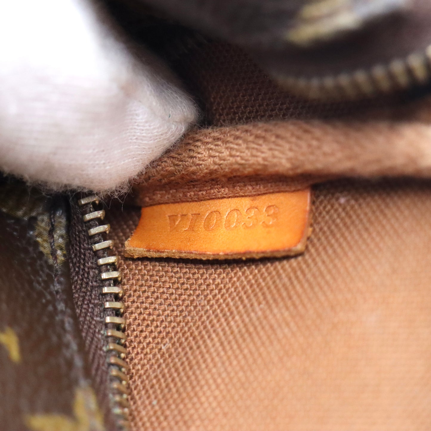 Louis Vuitton Pochette Monogram- 397