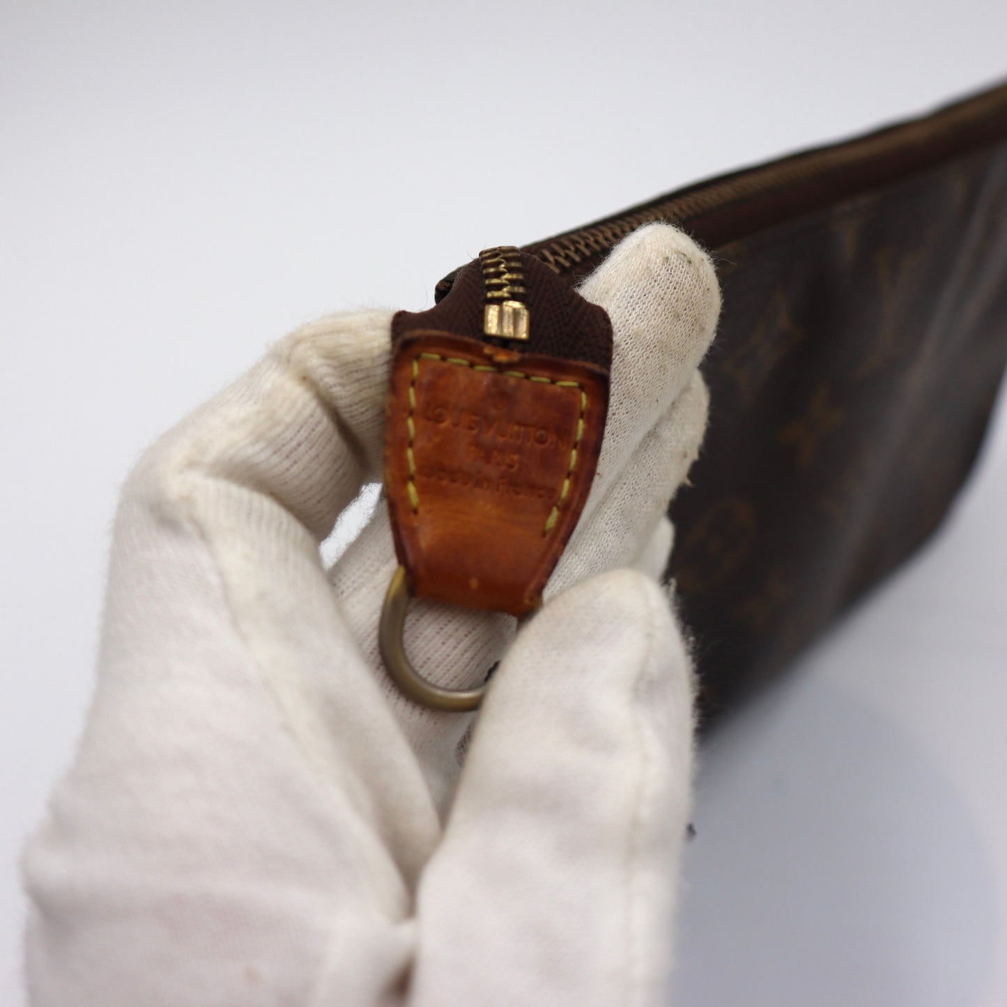 Louis Vuitton Pochette Monogram- 397