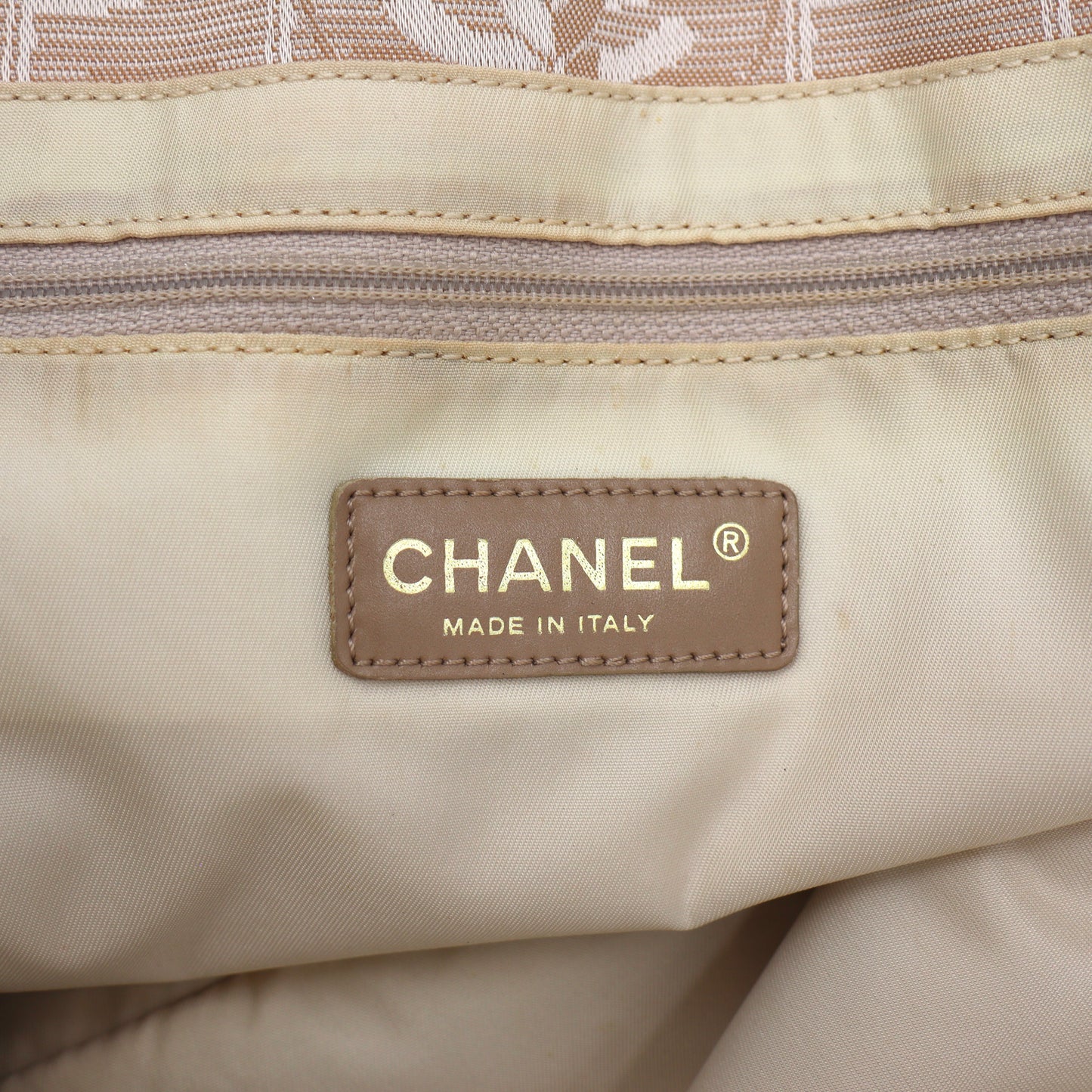 Chanel Travel Tote Bag - 389