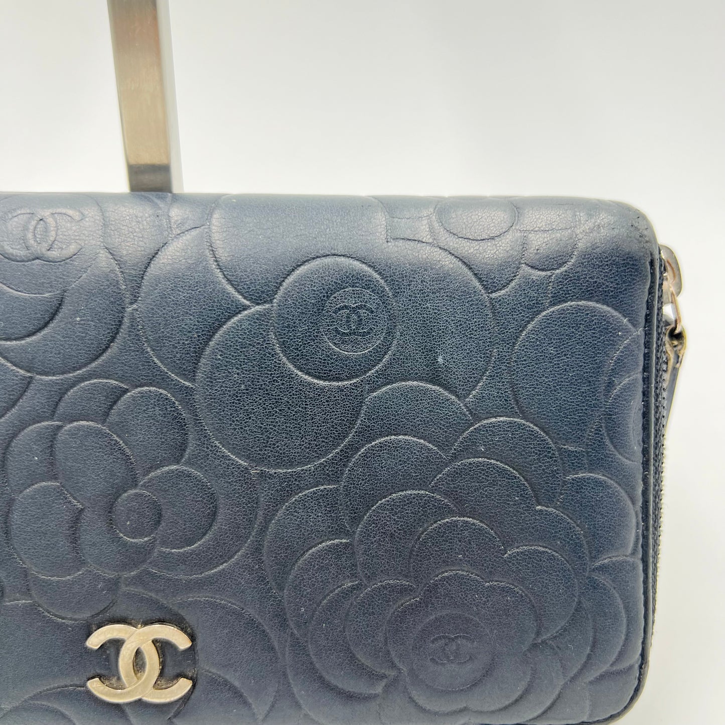 Chanel Timeless Kamelienprägung - 255