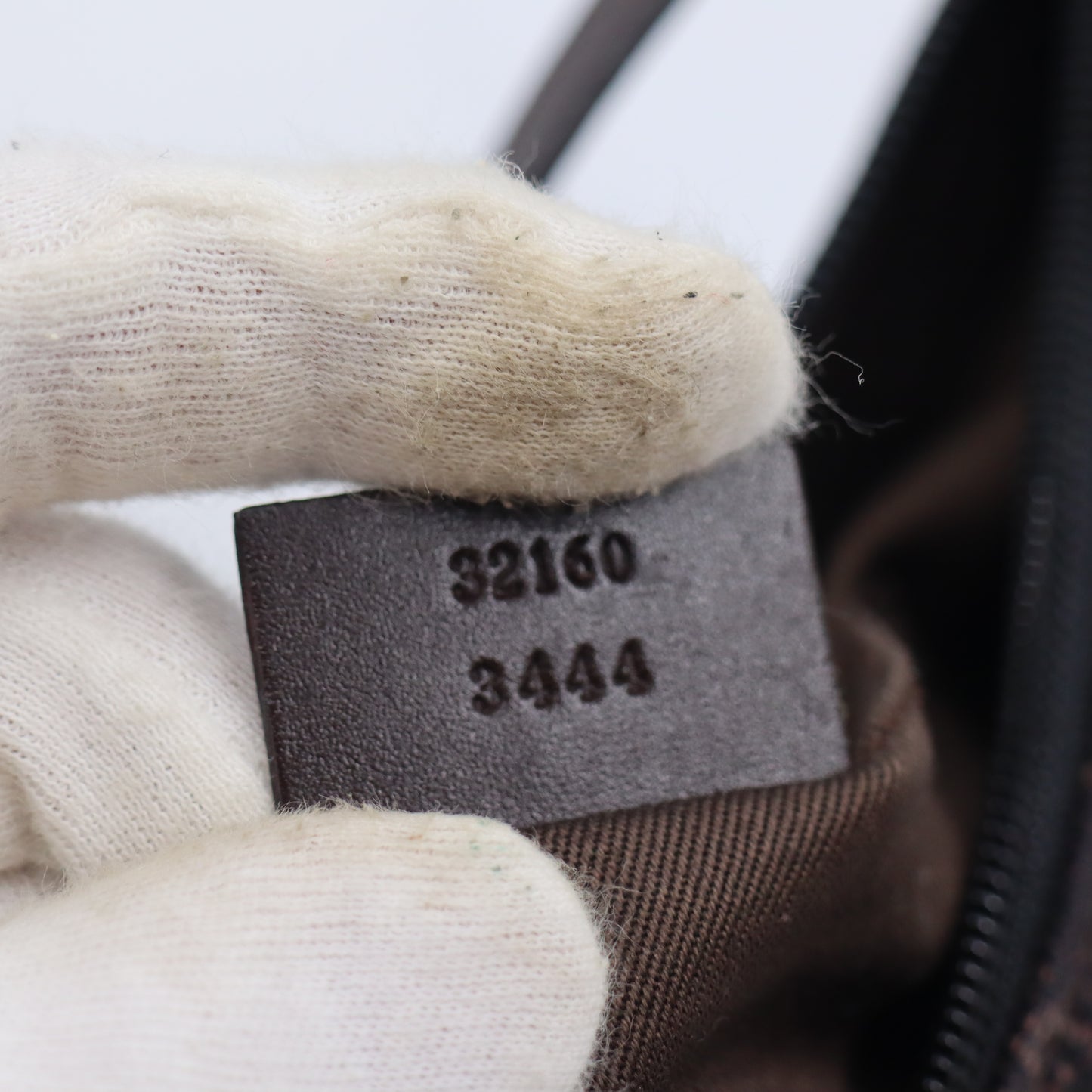 Gucci Pouch Baguette Monogramm - 555