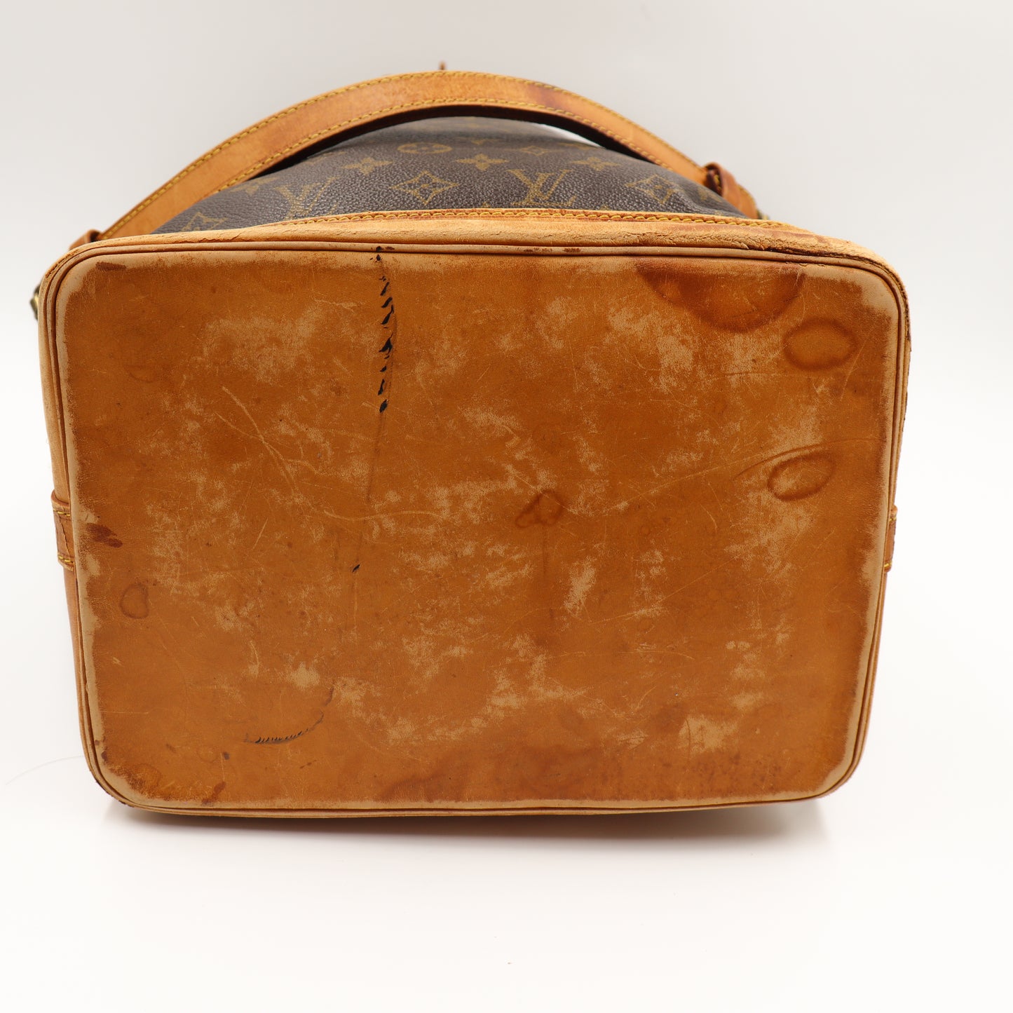 Louis Vuitton sac Noé Grande Monogram - 657
