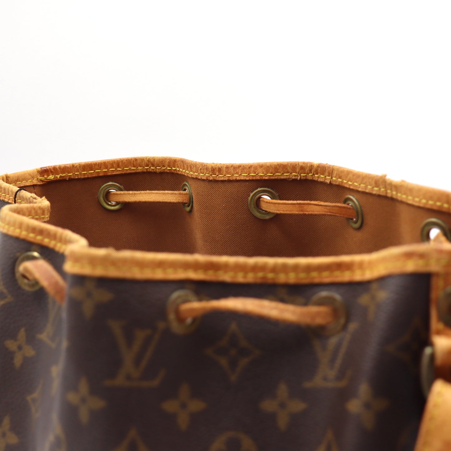 Louis Vuitton Petit sac Noé Monogram - 409
