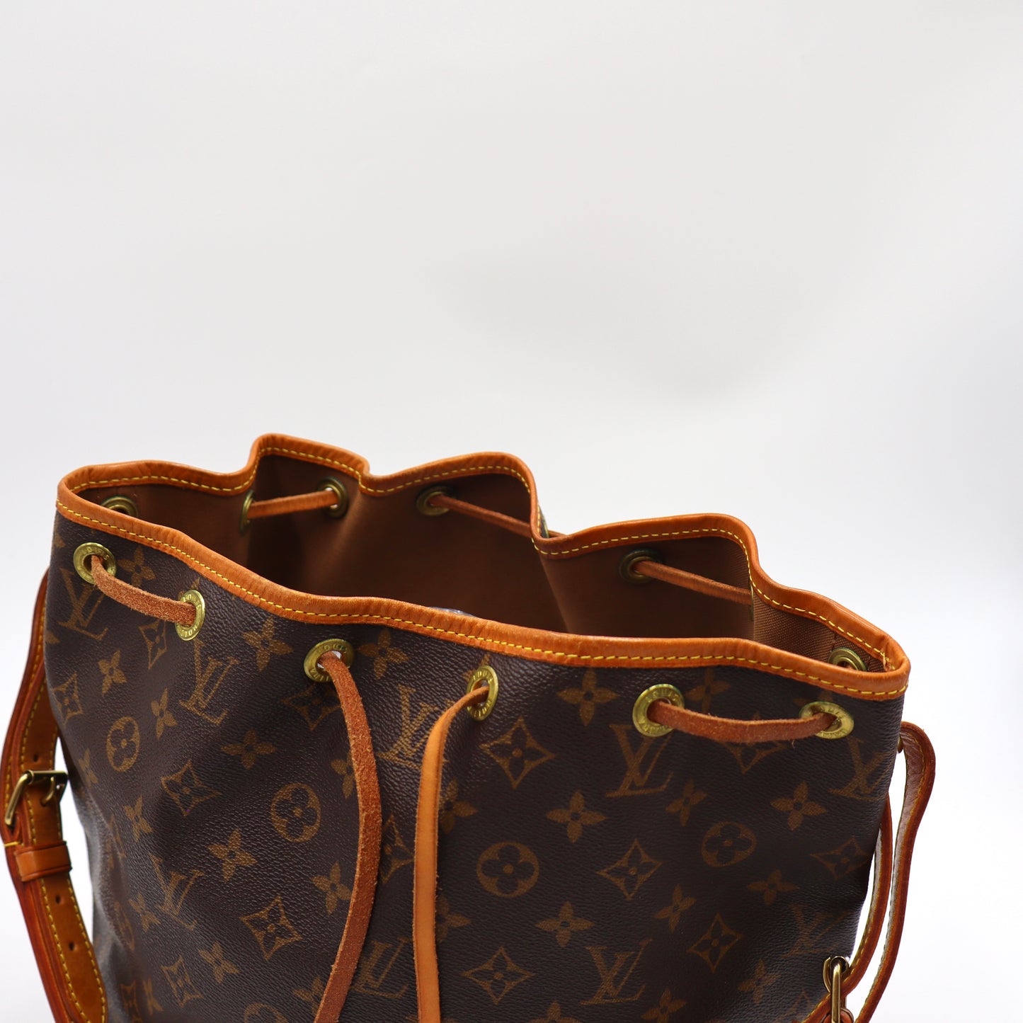 Louis Vuitton Noé Petit - 314