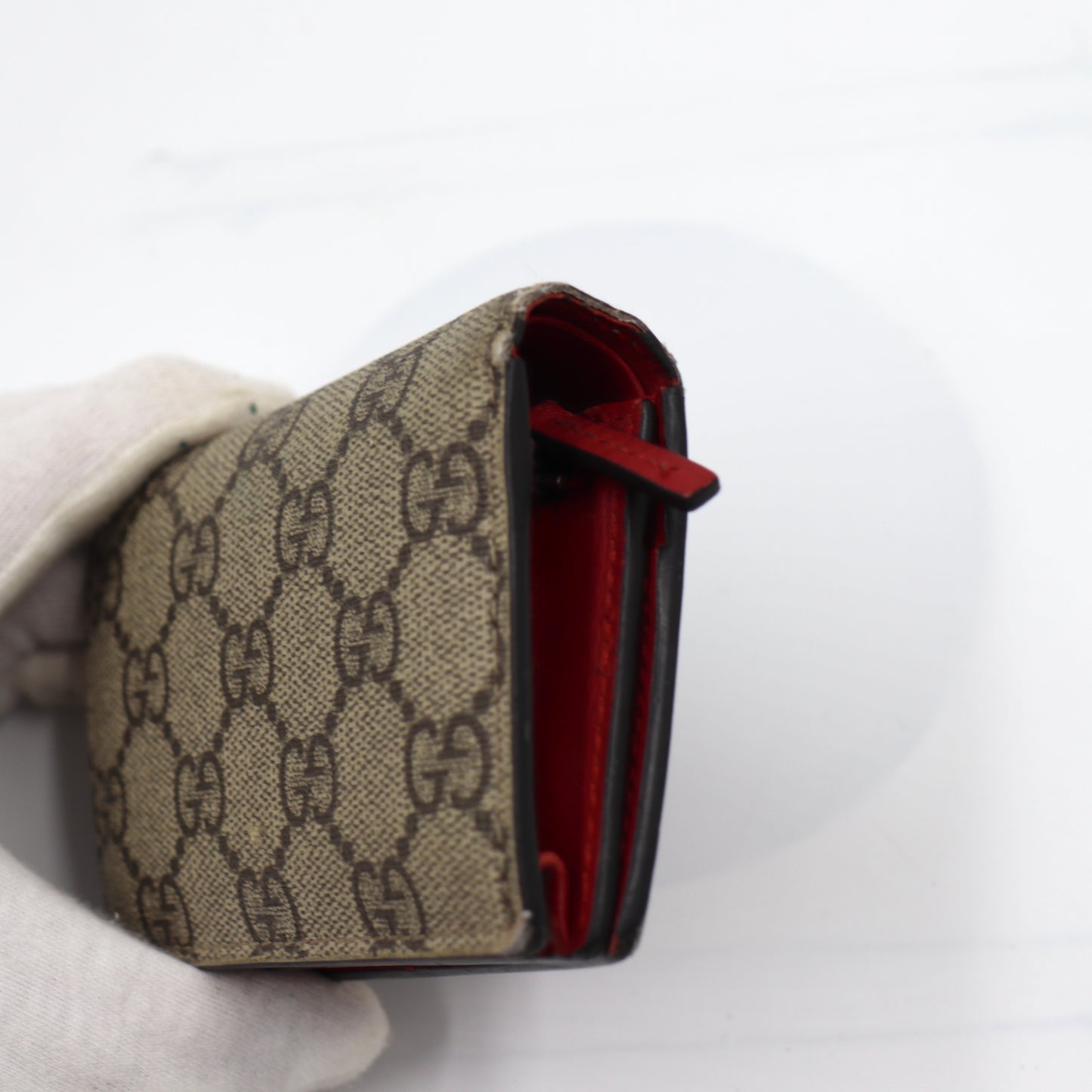 Gucci Bi-Fold GG Cherry Wallet - 522