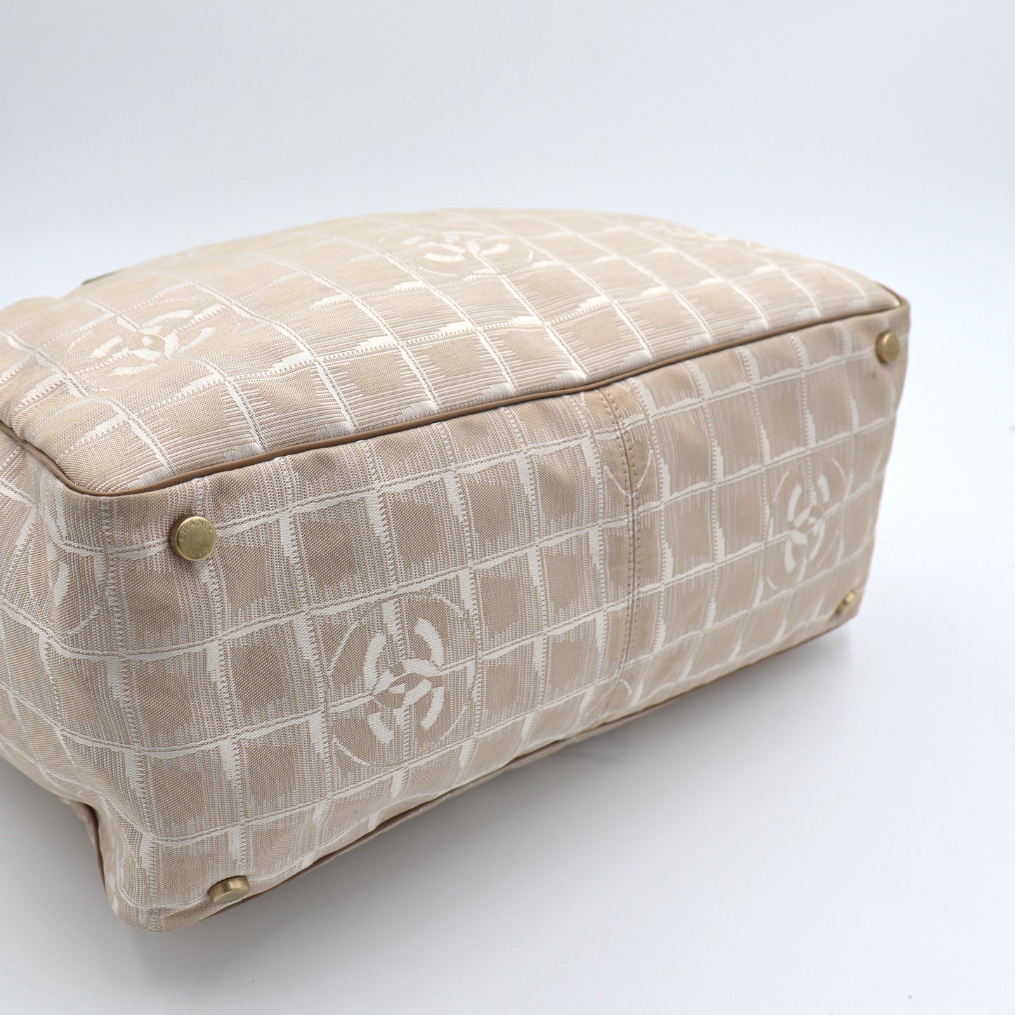 Chanel Travel Tote Bag - 389