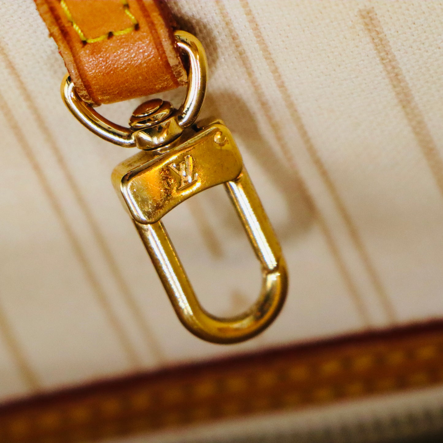 Louis Vuitton Neverfull Azur MM - 319