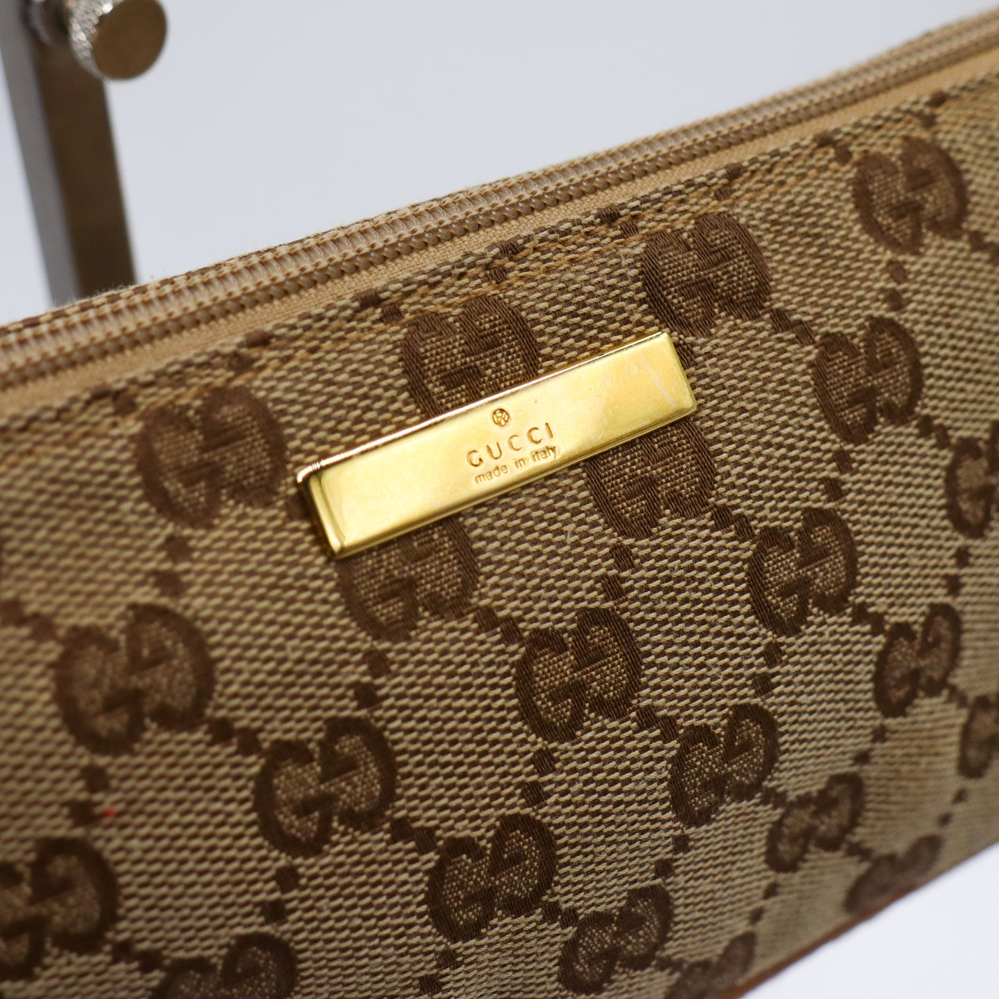 Gucci GG Boat Pochette - 598