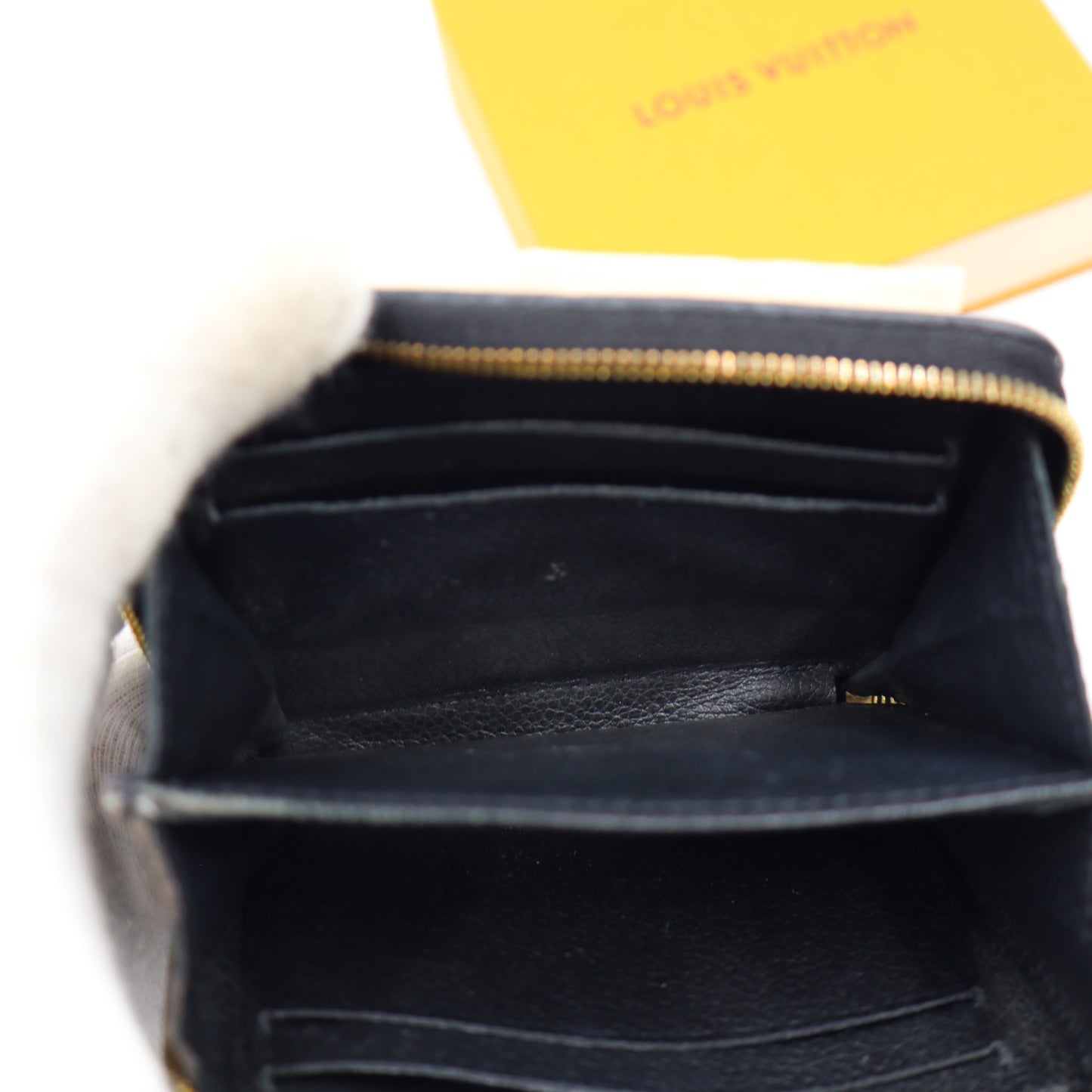 Louis Vuitton Zippy Coin - 1127