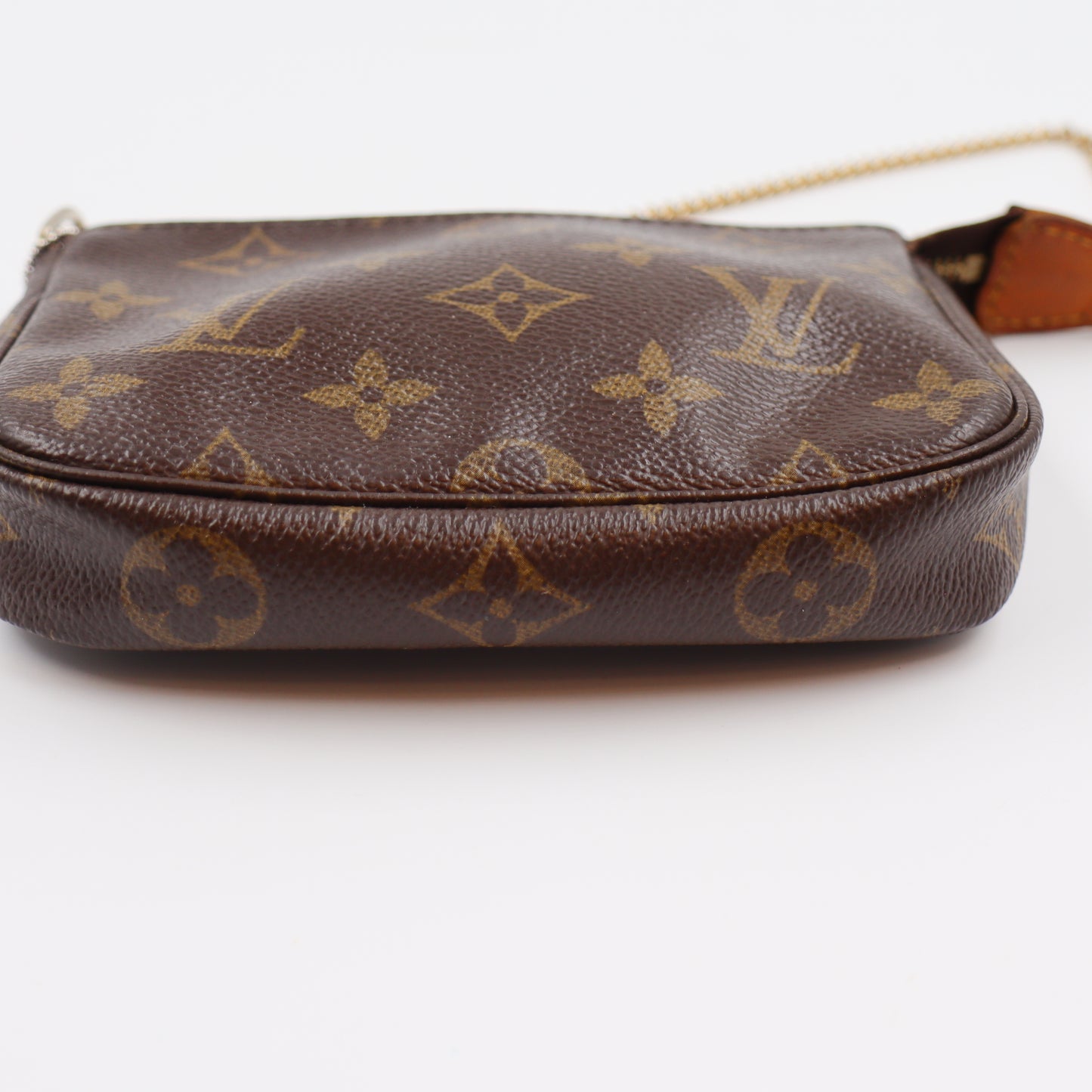 Louis Vuitton Mini Pochette - 740