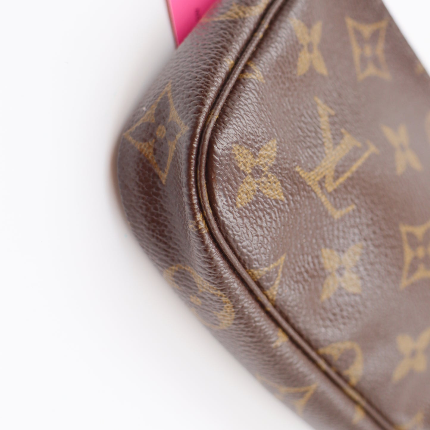 Louis Vuitton Mini Pochette - 740