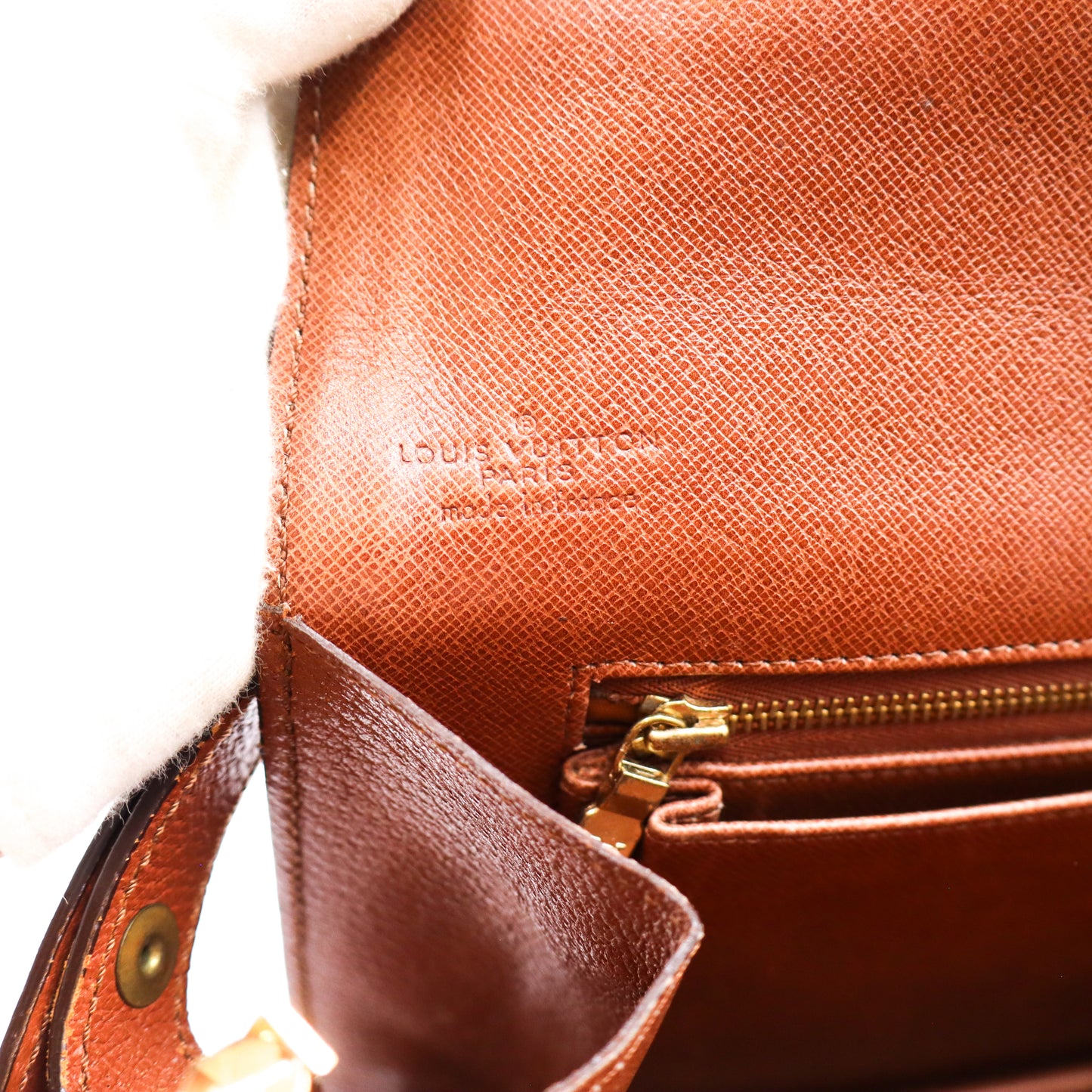 Louis Vuitton Twist Monogram - 772