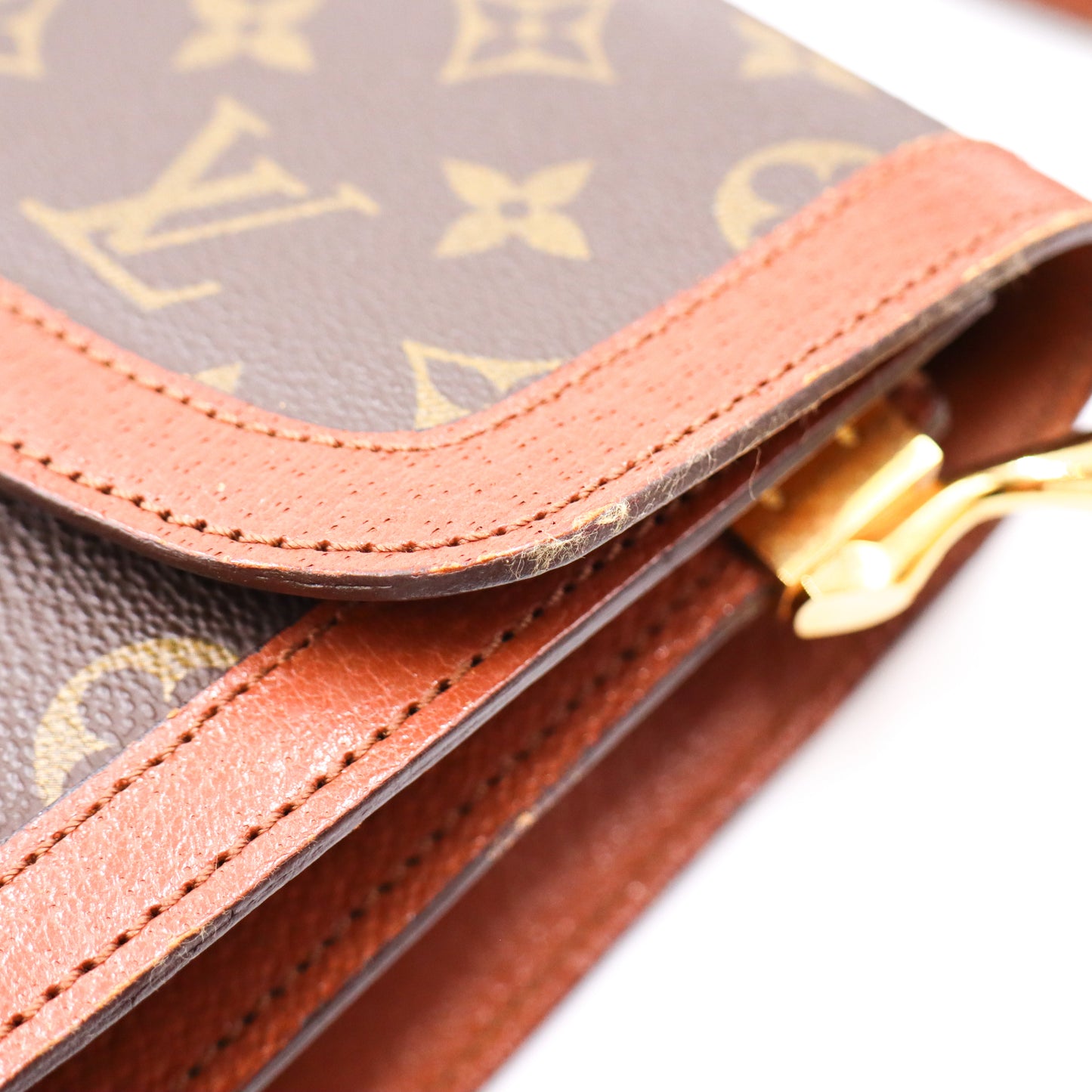 Louis Vuitton Twist Monogram - 772