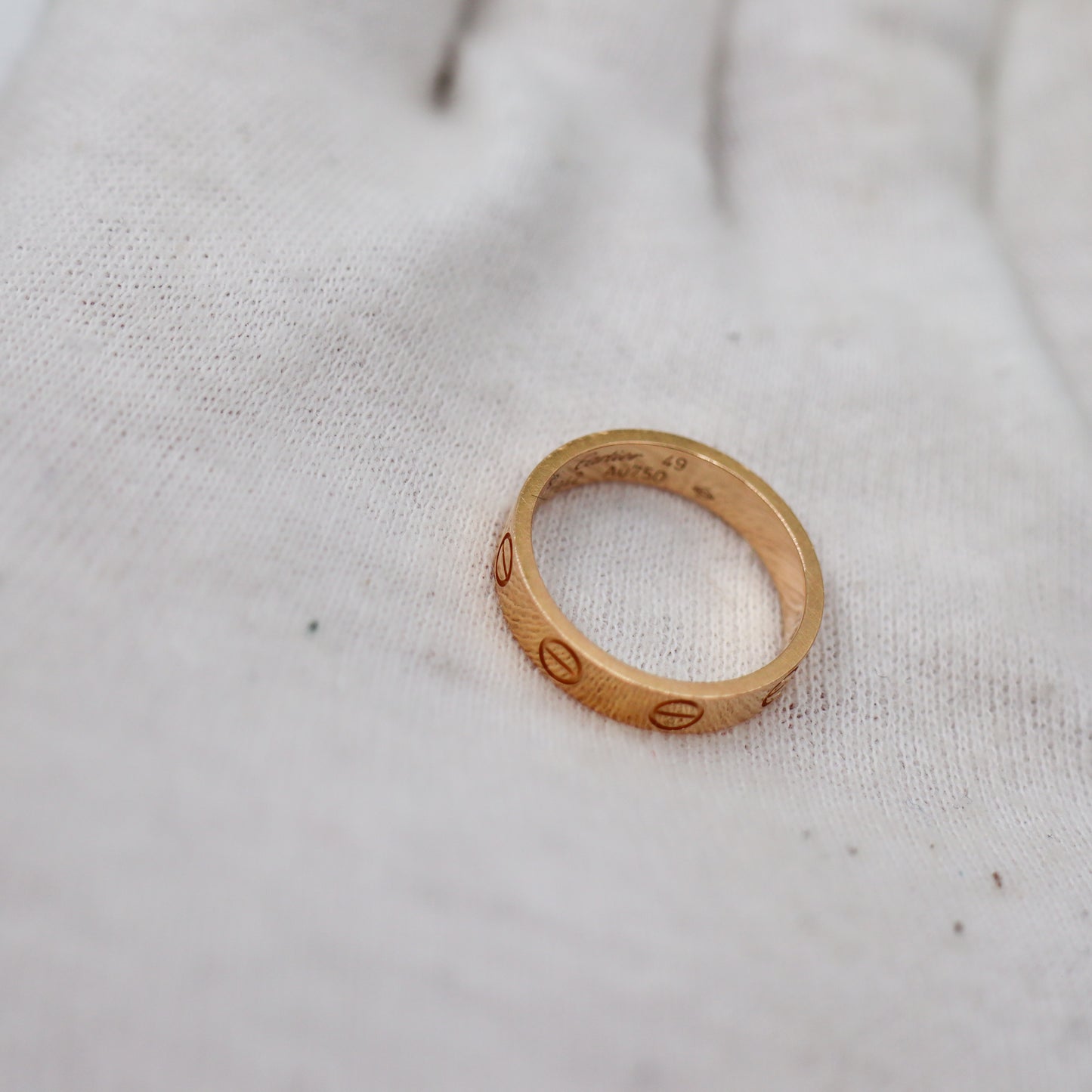 Cartier Love Ring Mini Size 49 - 812