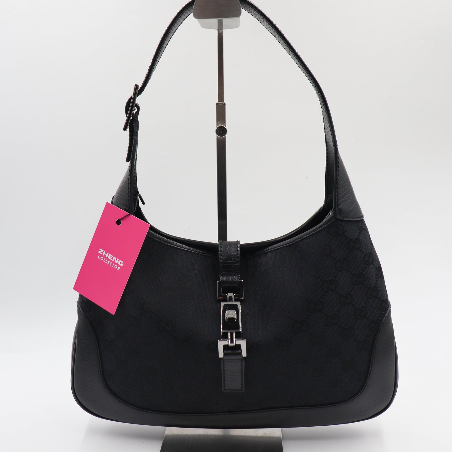 Gucci GG Jackie Monogram Vintage - 821