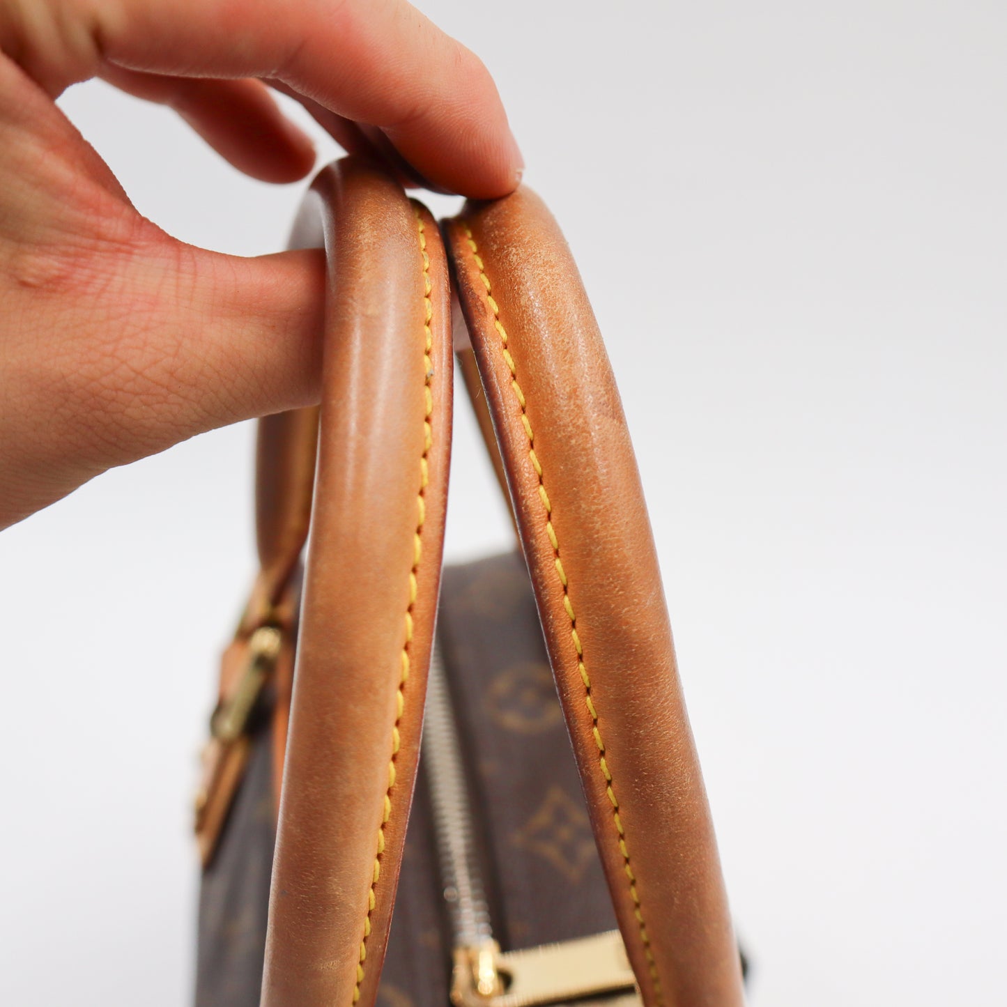 Louis Vuitton Manhatten PM Monogram - 819