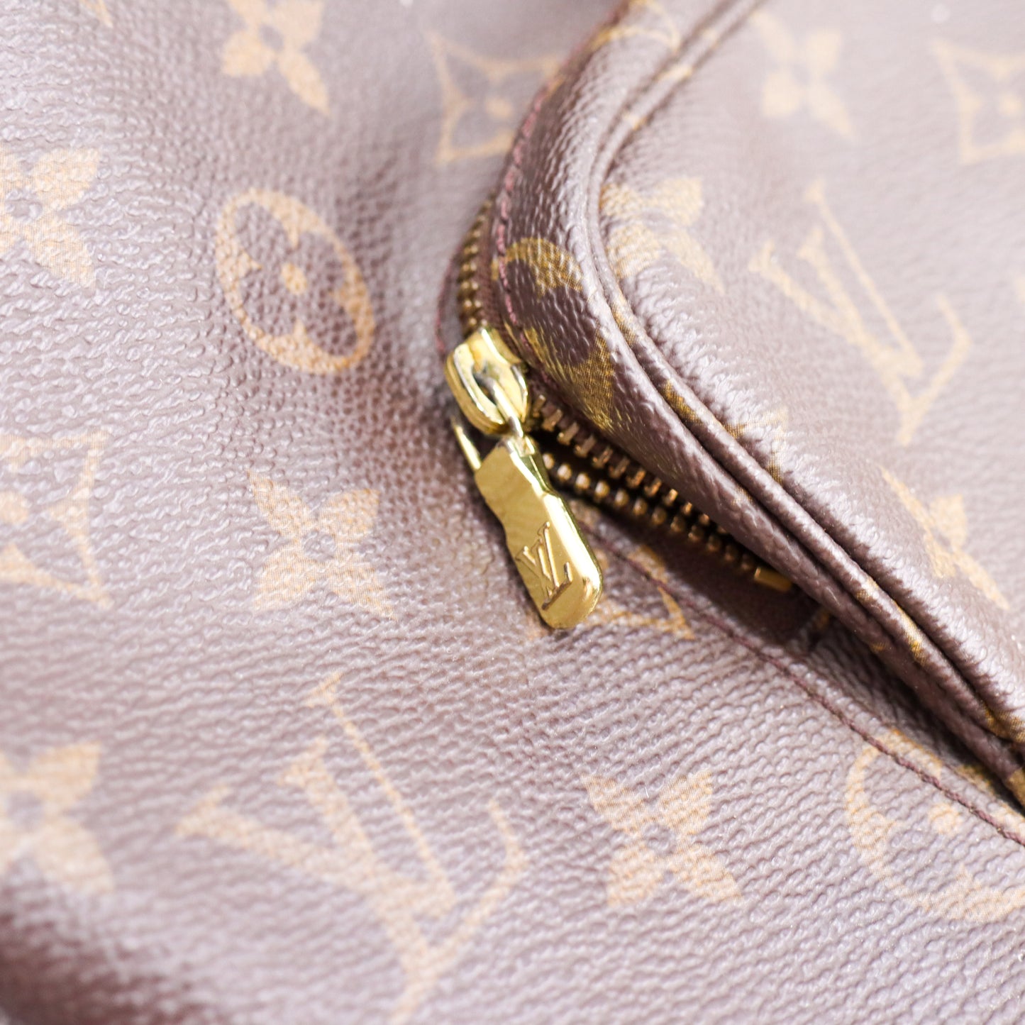 Louis Vuitton Monogram Monsuri Rucksack - 607