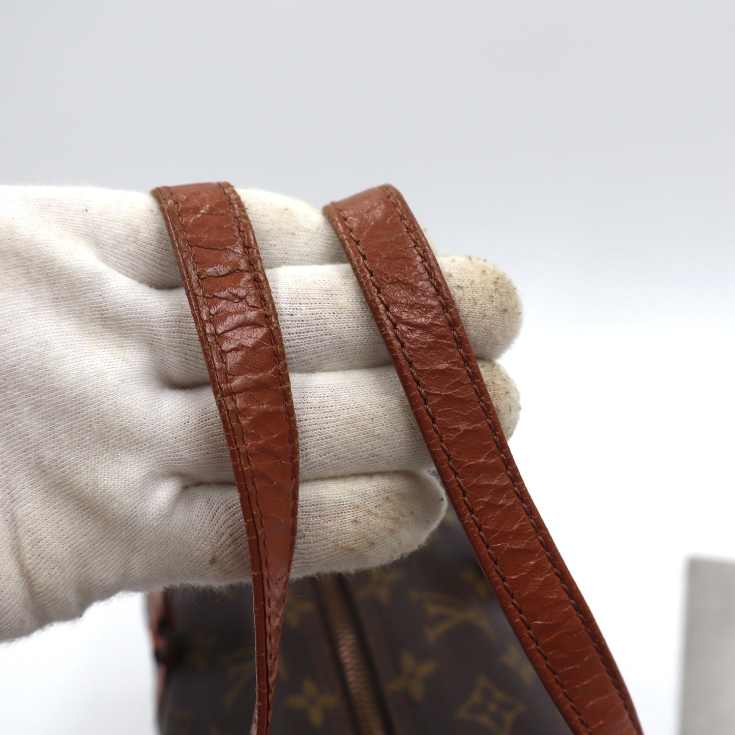 Louis Vuitton Papillon 30 - 571