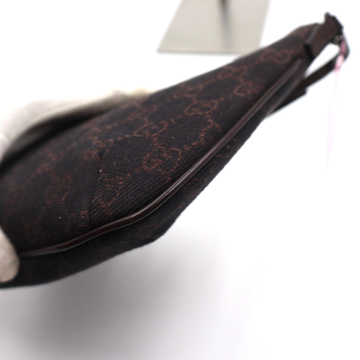 Gucci Pouch Baguette Monogramm - 555