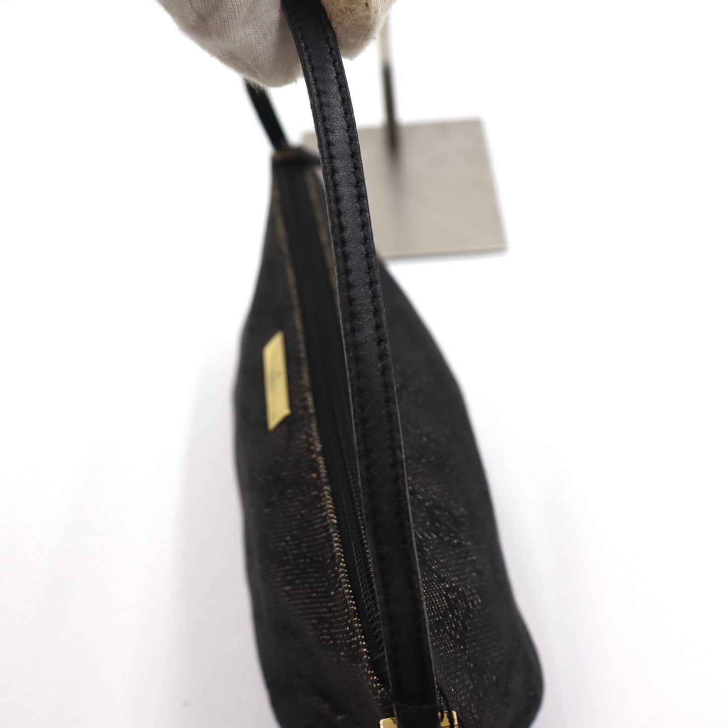 Gucci GG Boat Pochette - 557