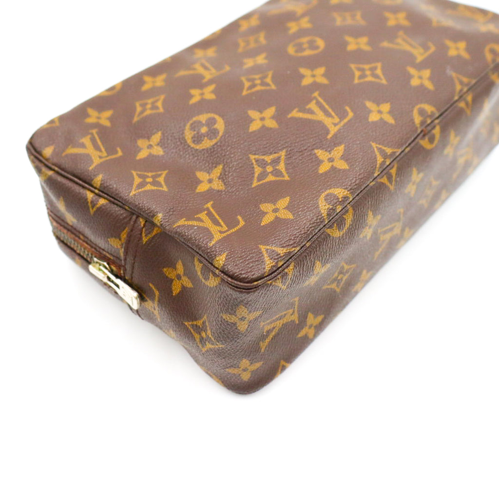 Louis Vuitton Trousse Toilette Clutch 28