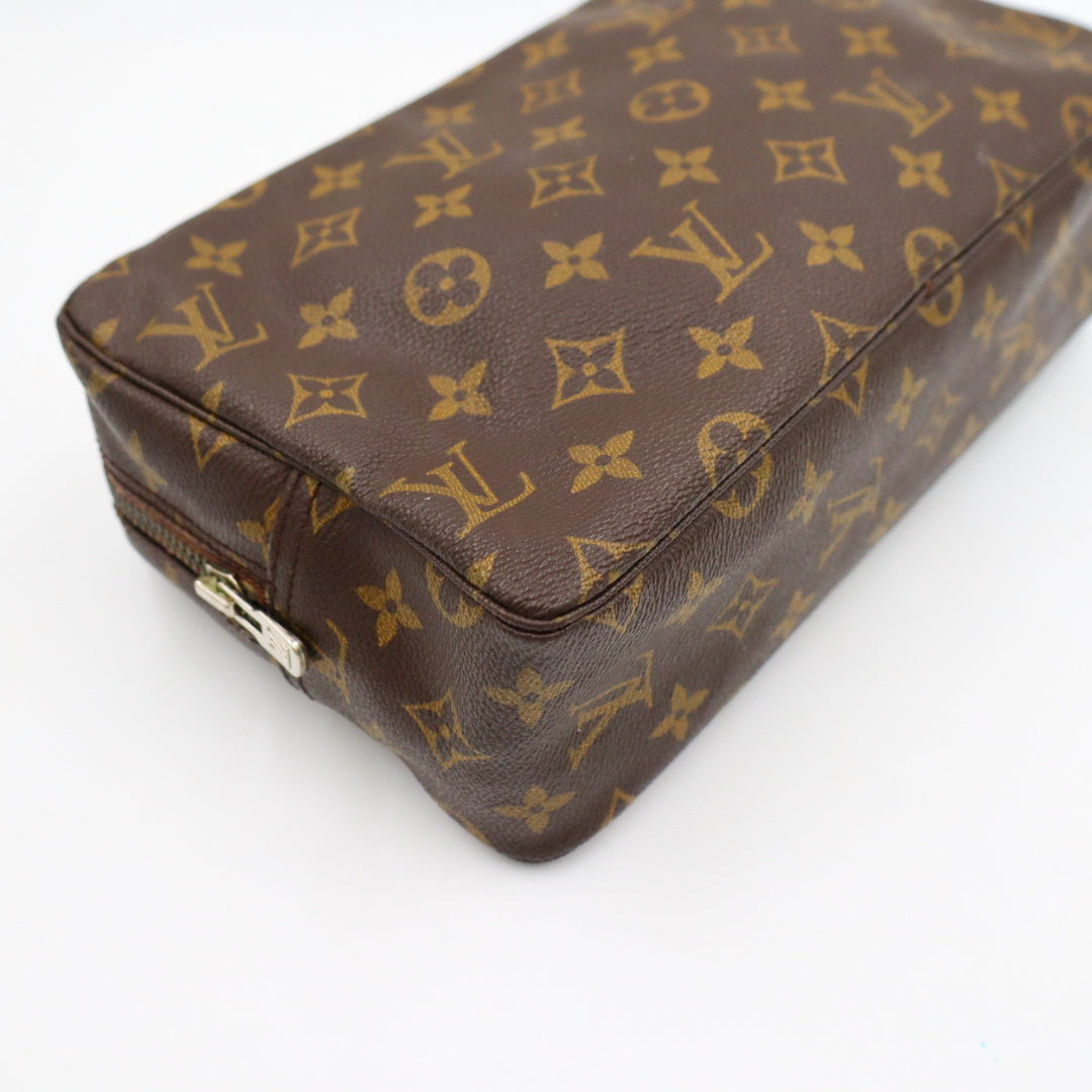 Louis Vuitton Trousse Toilette Clutch 28
