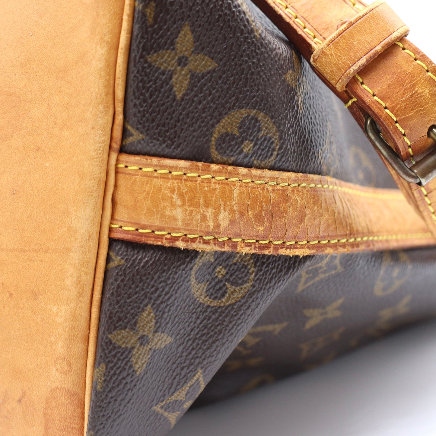 Louis Vuitton Petit sac Noé Monogram - 409