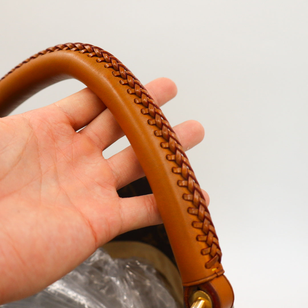 Louis Vuitton Artsy MM Monogramm
