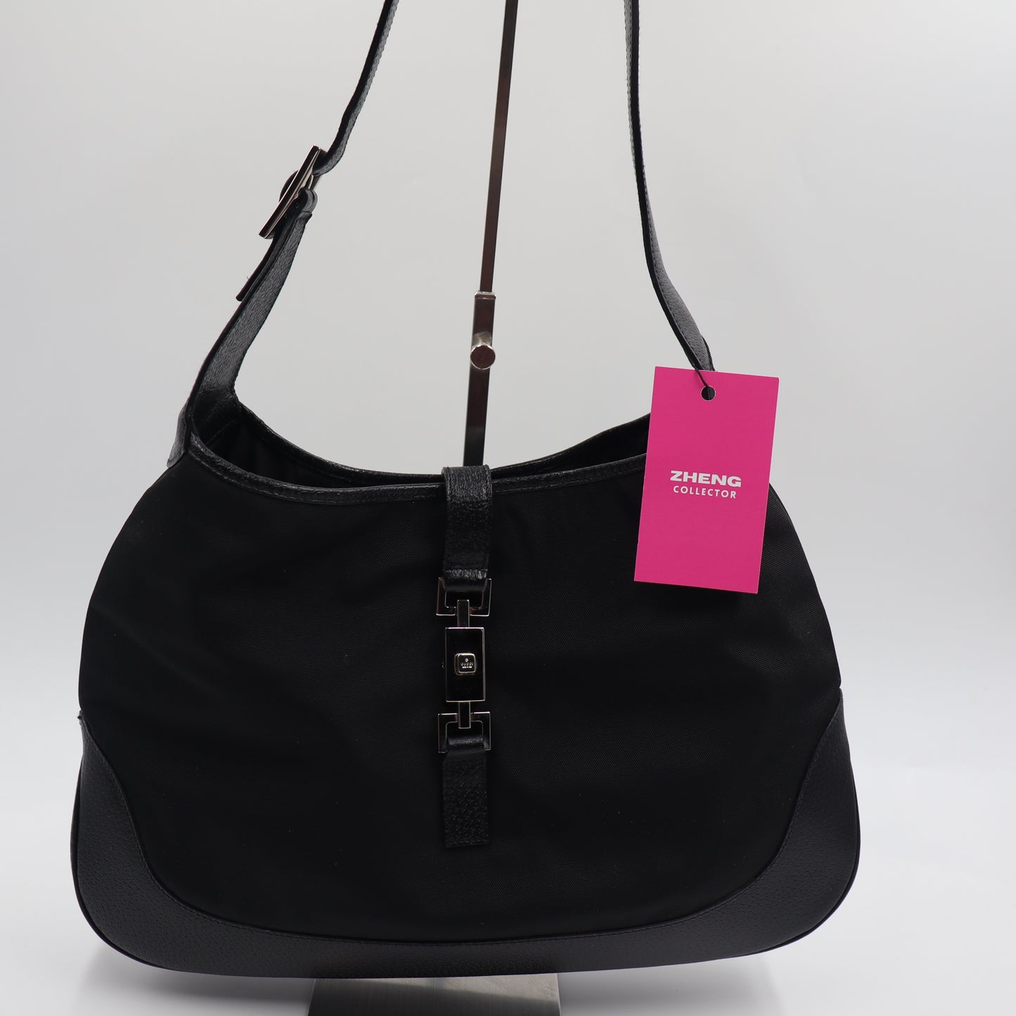 Gucci GG Jackie Monogram - 560