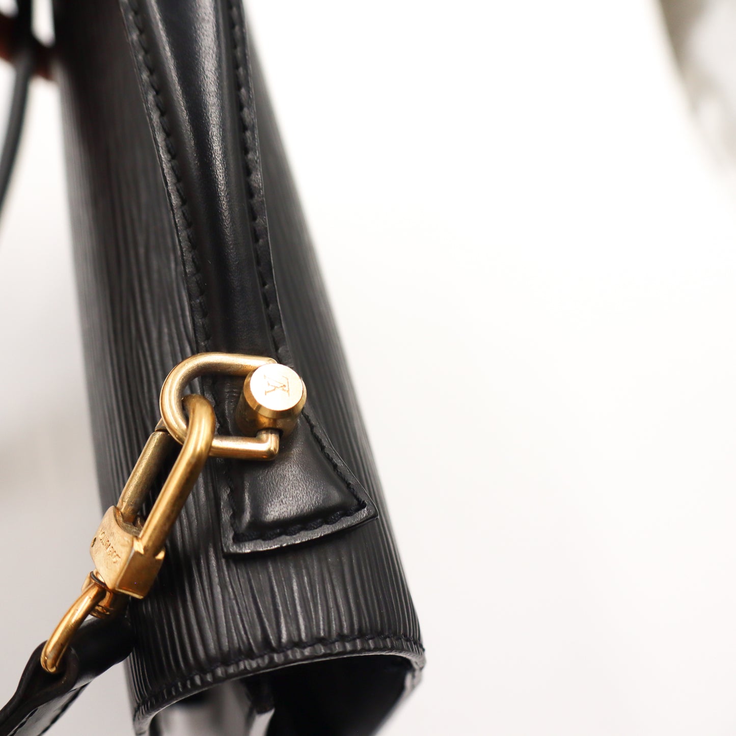 Louis Vuitton Moncau EPI - 626