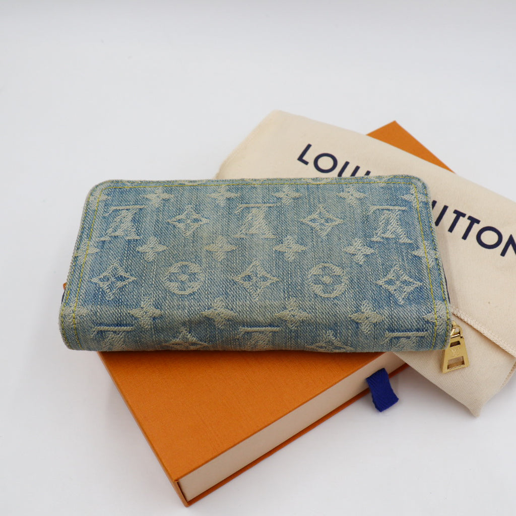 Louis Vuitton Denim Zippy Monogramm