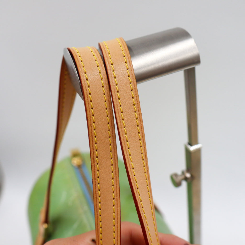 Louis Vuitton Papillon 30 Vernis Grün