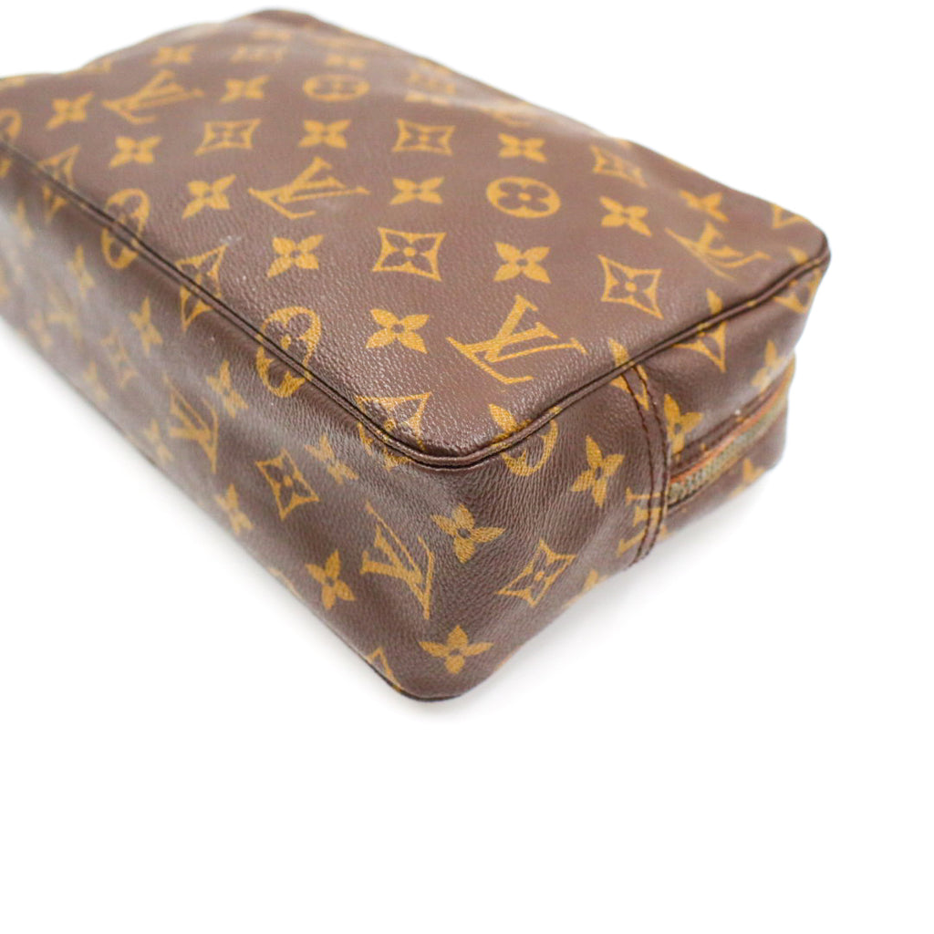 Louis Vuitton Trousse Toilette Clutch 28