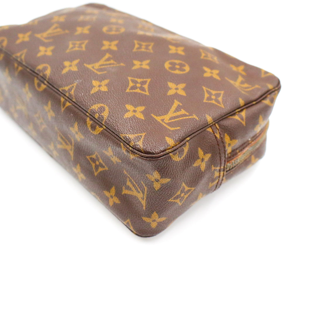Louis Vuitton Trousse Toilette Clutch 28