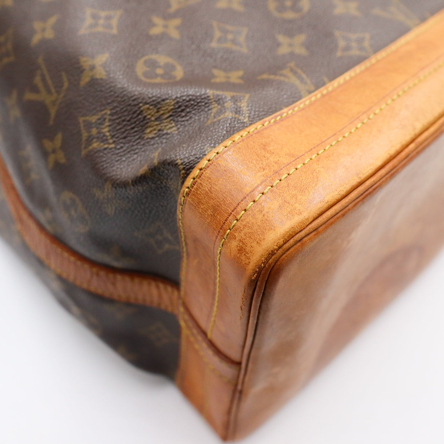 Louis Vuitton sac Noé Grande Monogram- 933