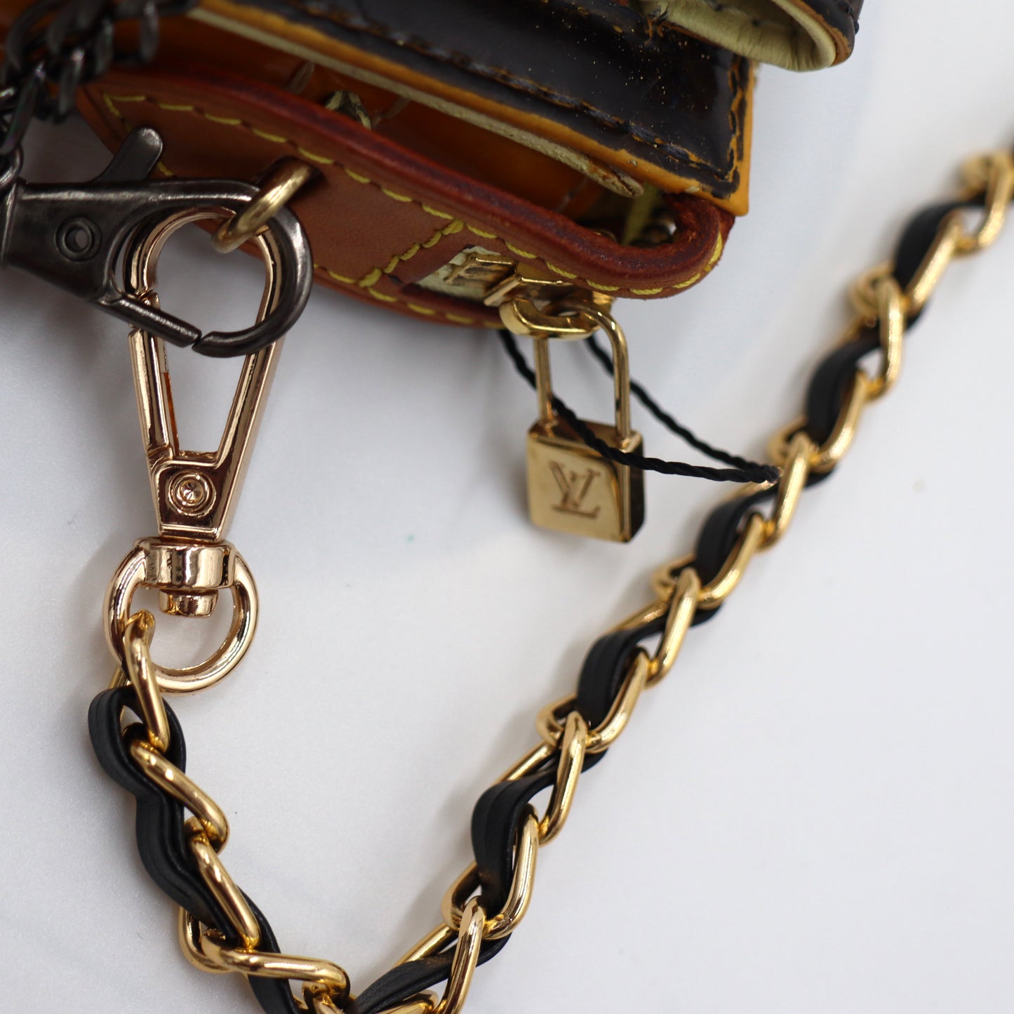 Louis Vuitton Vernis Waistbag - 385