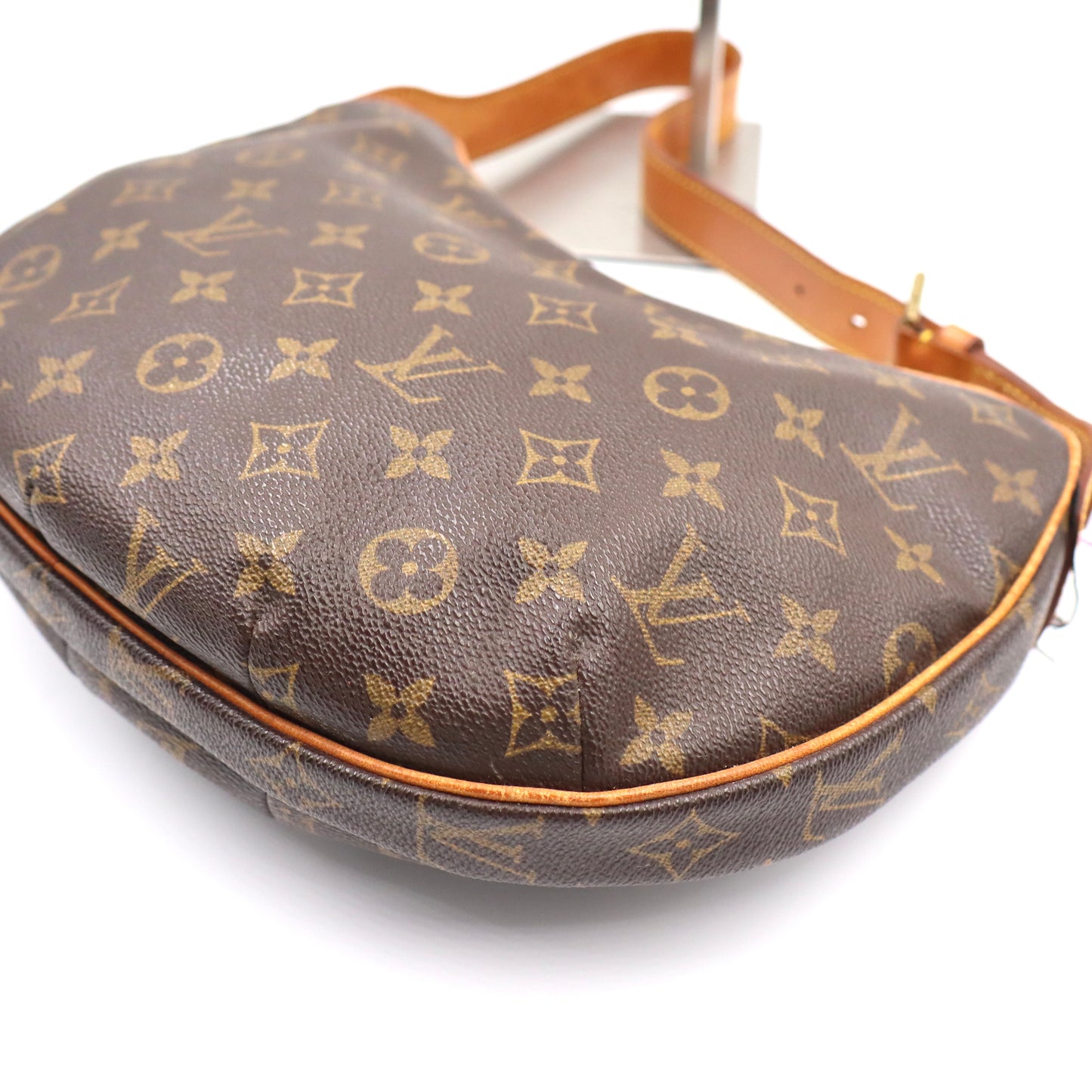 Louis Vuitton Croissant MM Monogram - 459