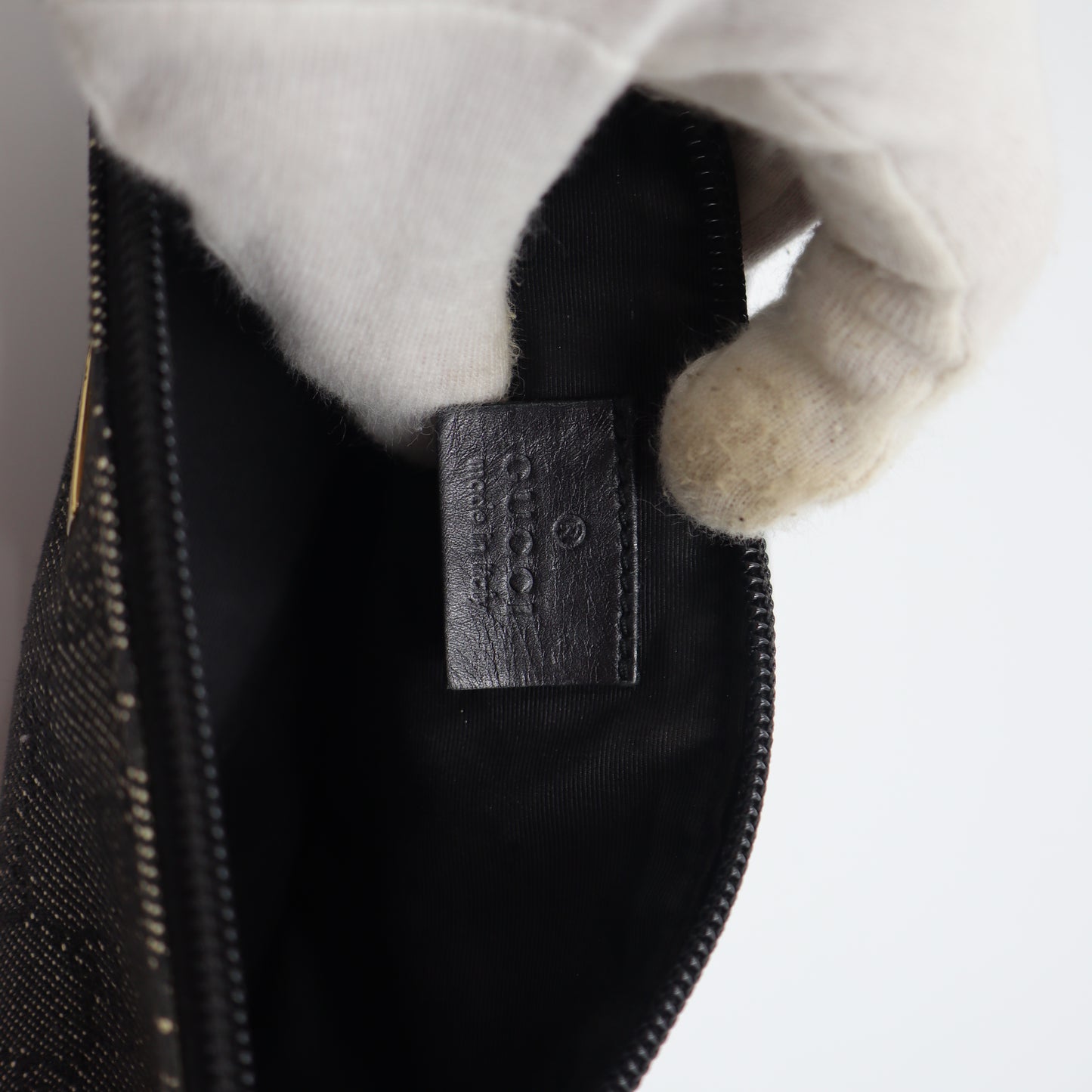 Gucci GG Boat Pochette - 578