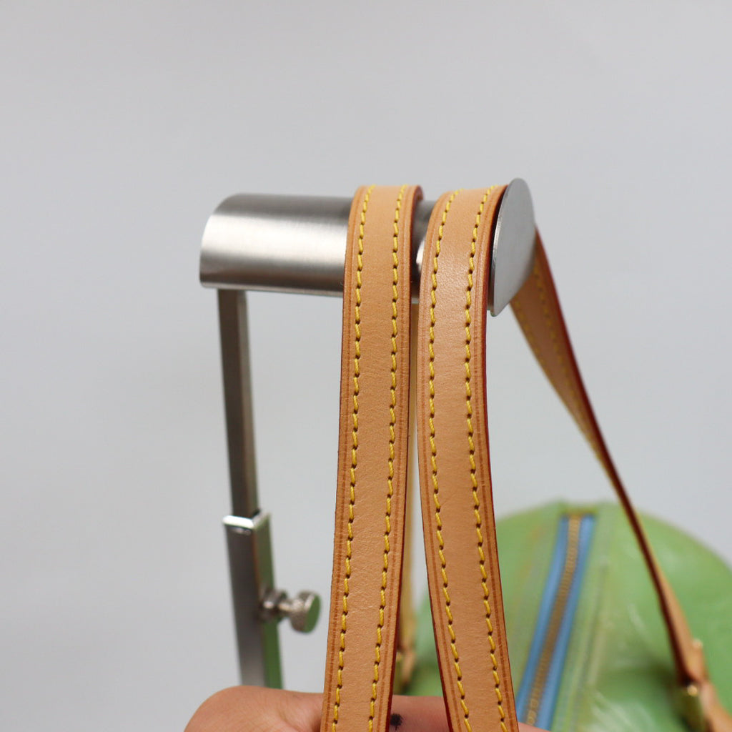 Louis Vuitton Papillon 30 Vernis Grün
