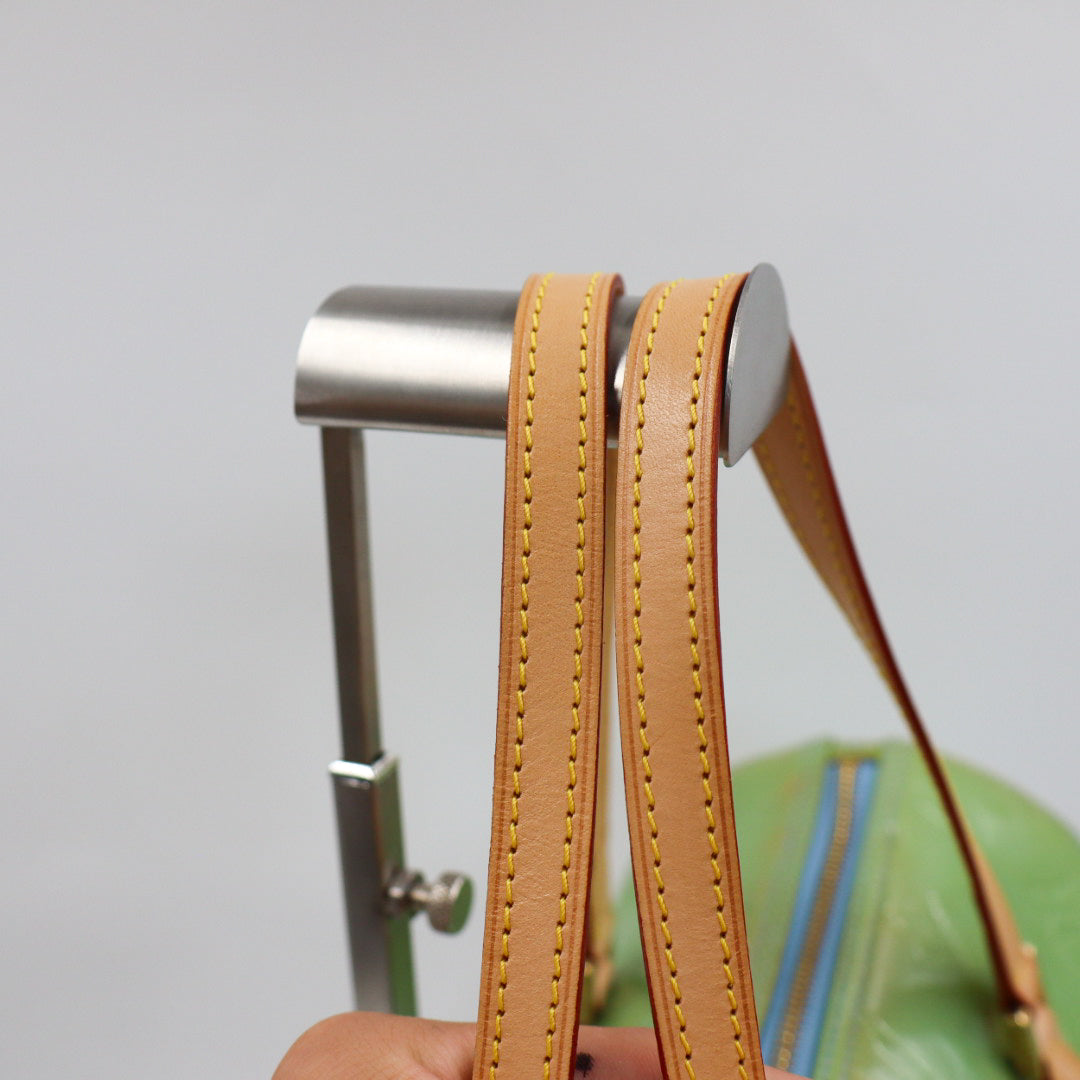 Louis Vuitton Papillon 30 Vernis Grün