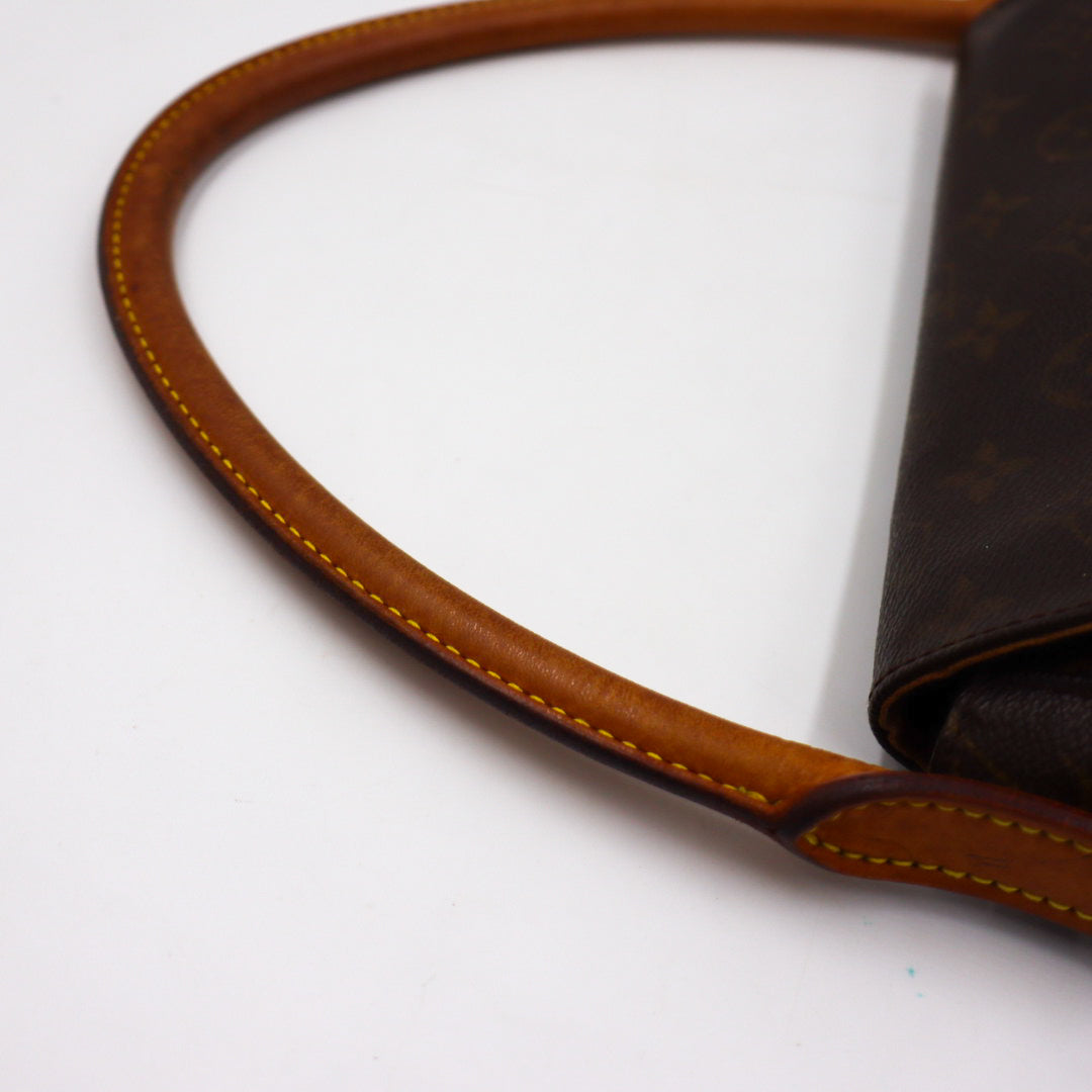 Louis Vuitton Looping PM Monogramm