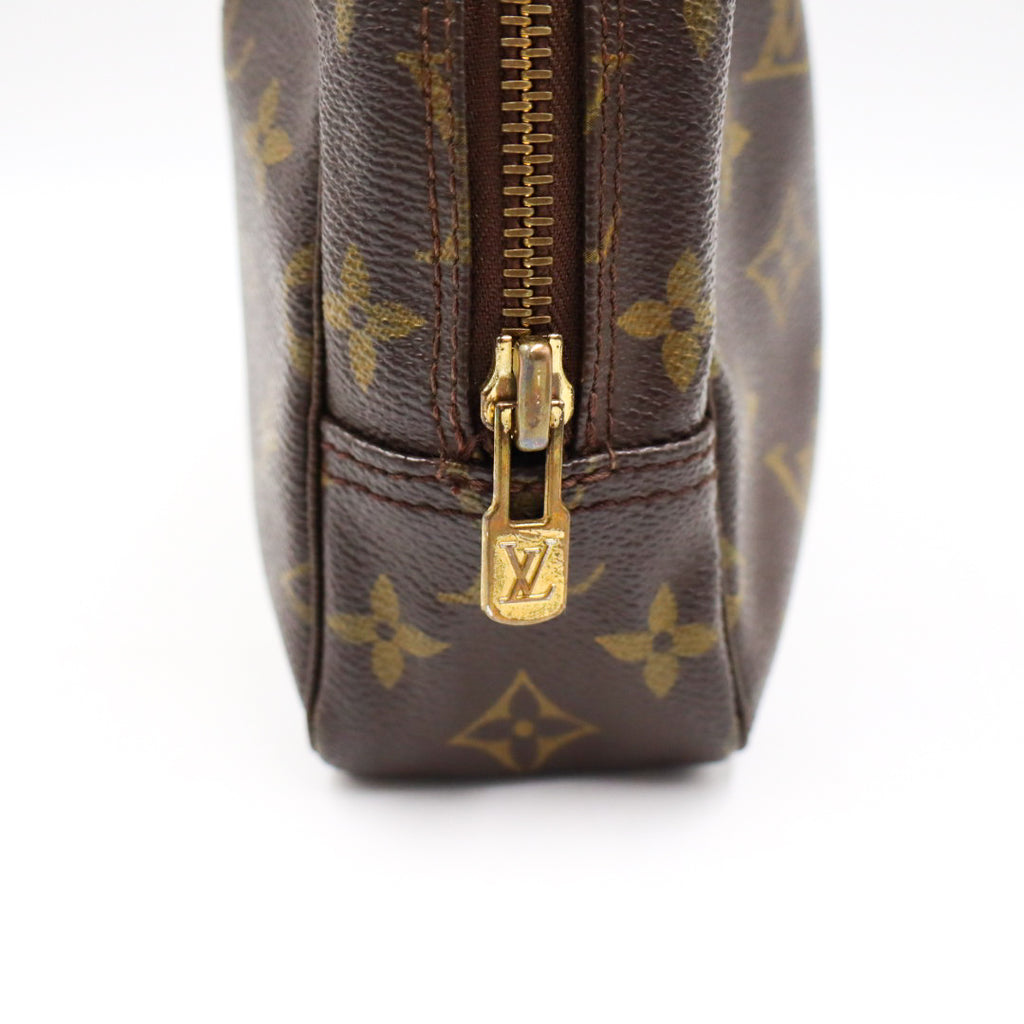 Louis Vuitton Trousse Toilette Clutch 23