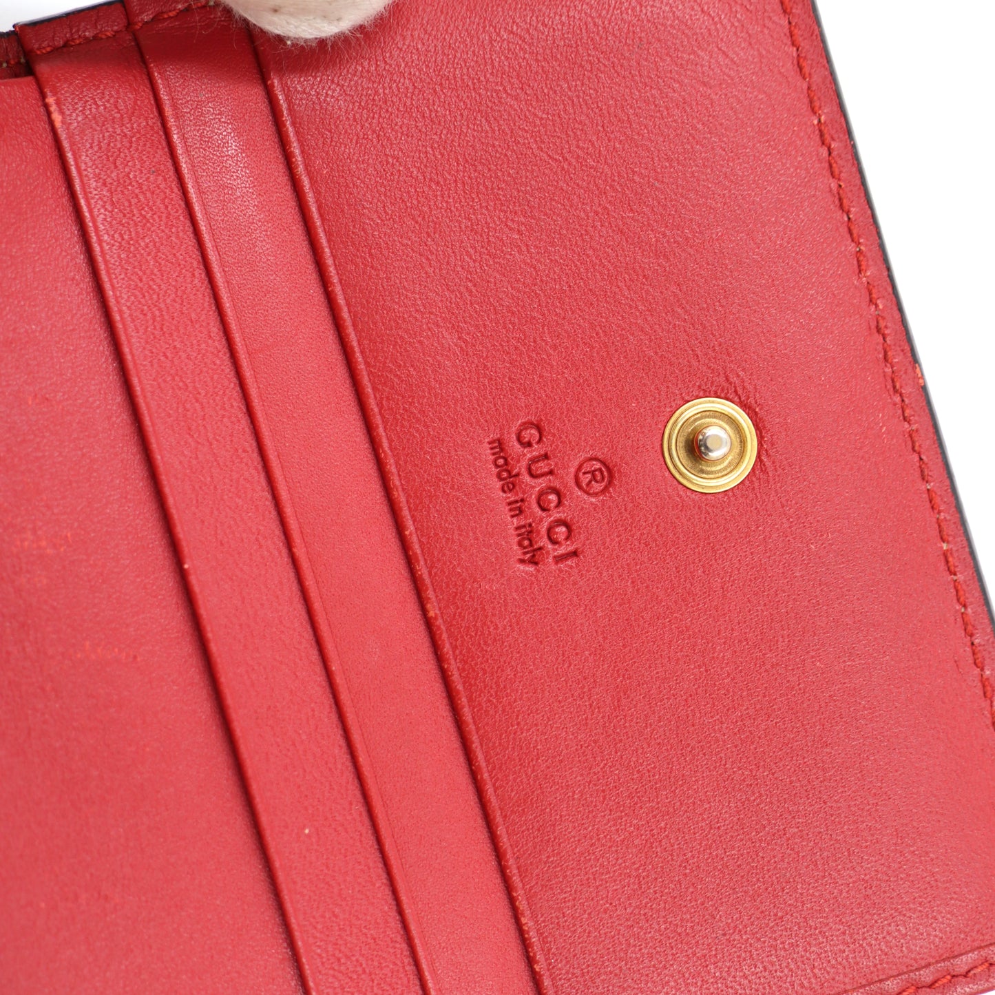Gucci Bi-Fold GG Cherry Wallet - 522
