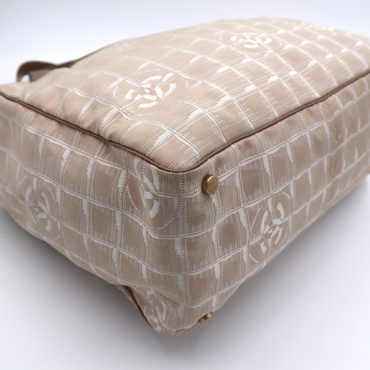 Chanel Travel Tote Bag - 389