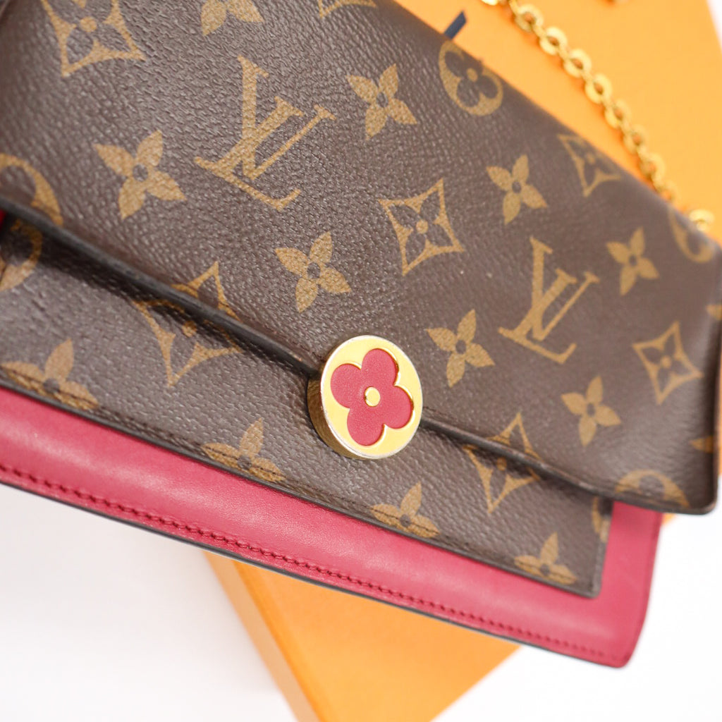 Louis Vuitton Portefeuille Flore Wallet on Chain