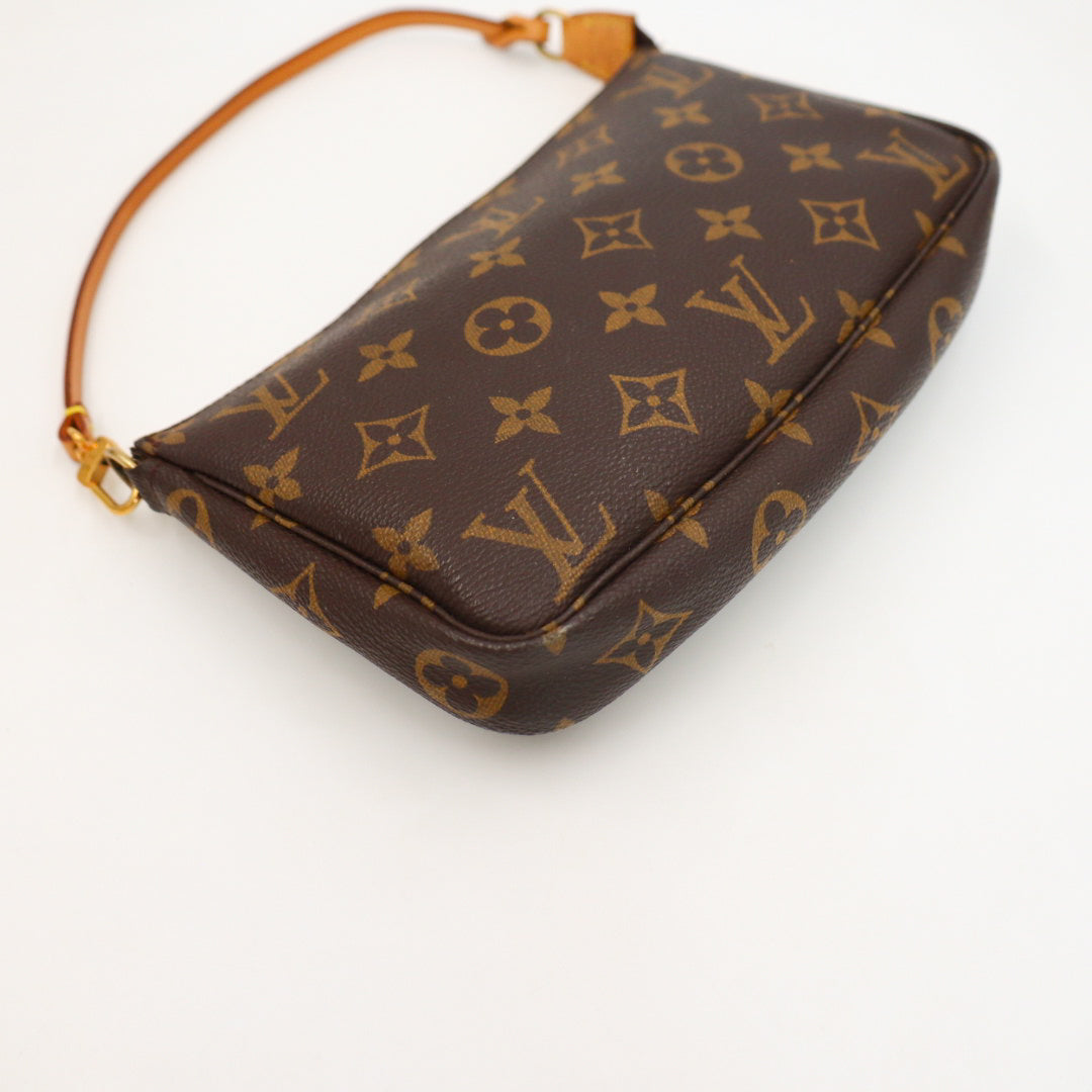 Louis Vuitton Pochette Monogramm