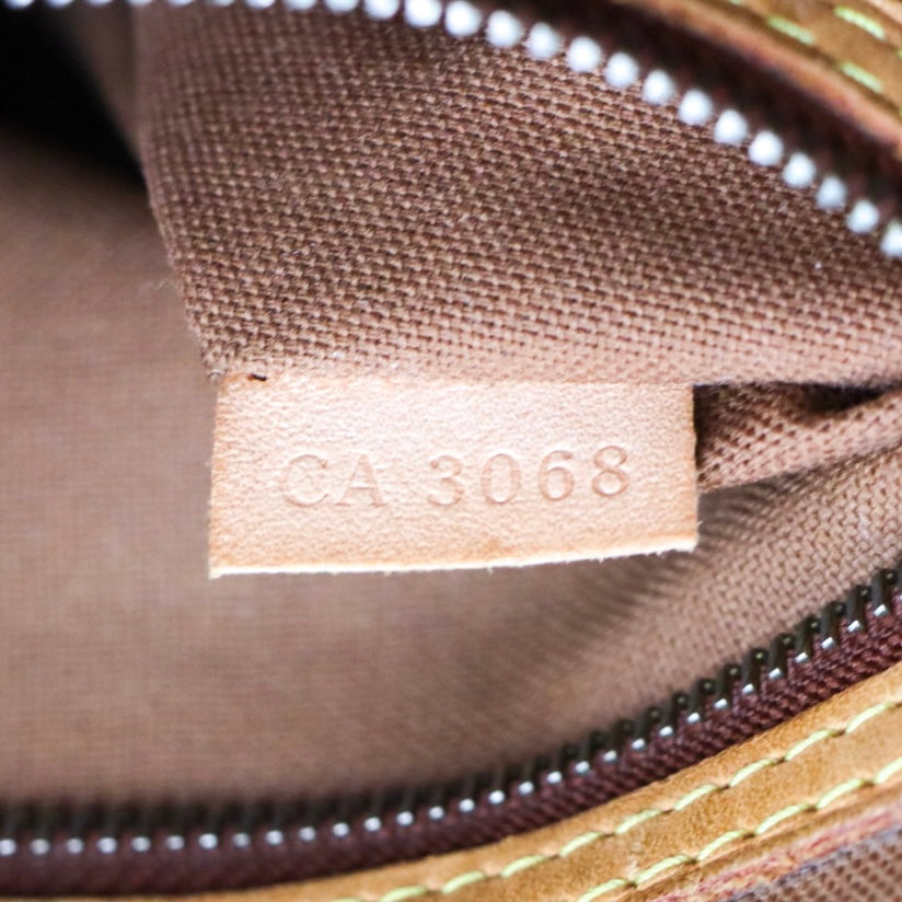 Louis Vuitton Batignolles Vertical Monogramm